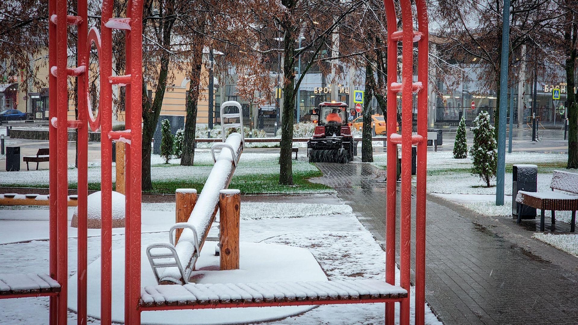 бронницы, уборка снега в бронницах, устранение последствий снегопада,