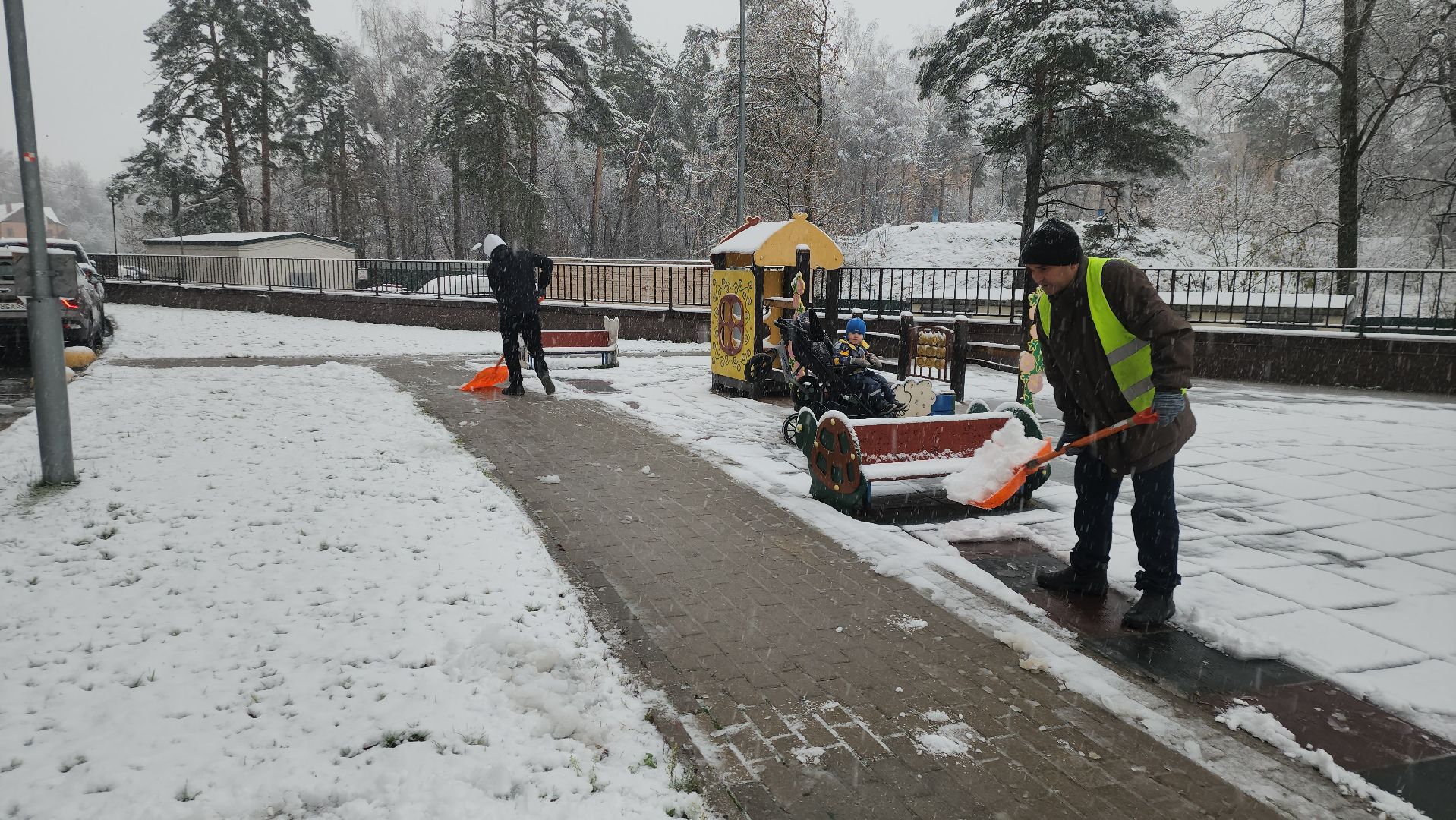 красногорск, первый снег,