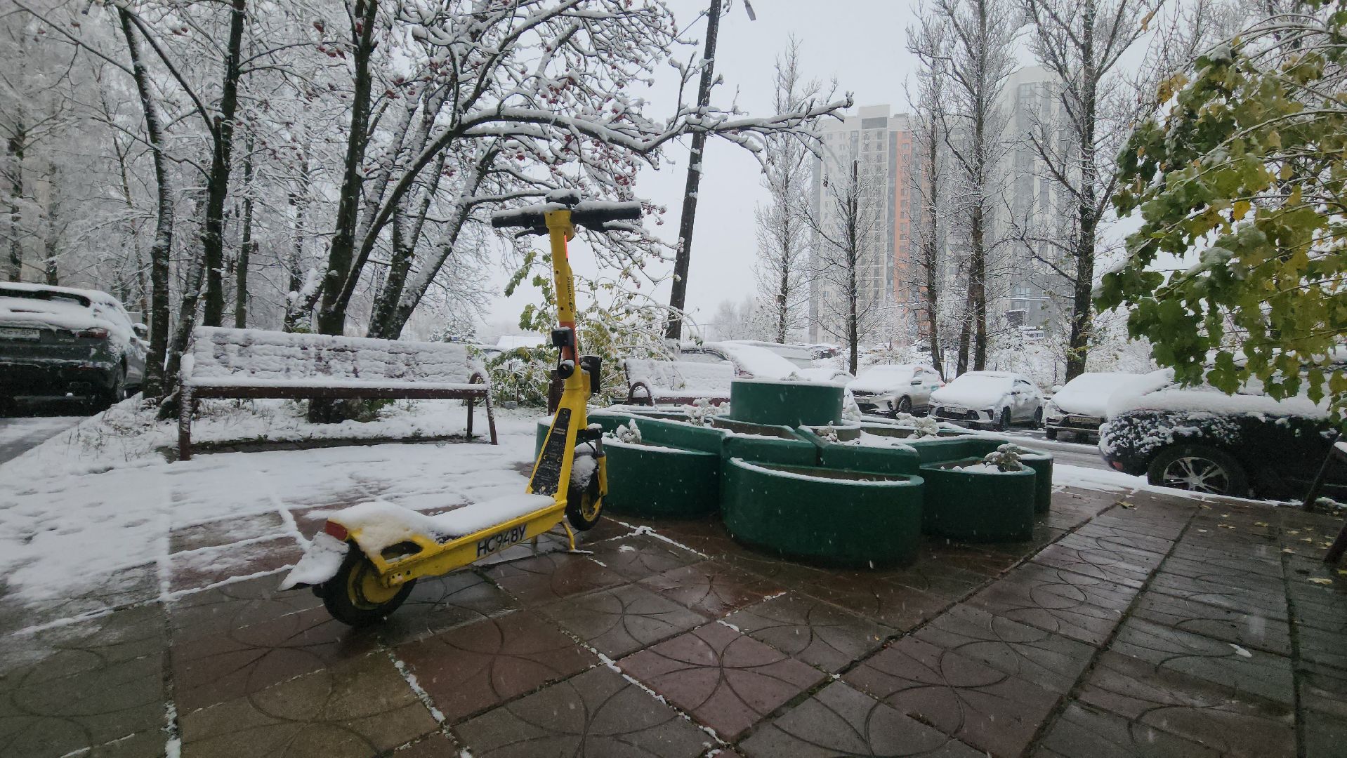 первый снег, уборка снега, красногорск,