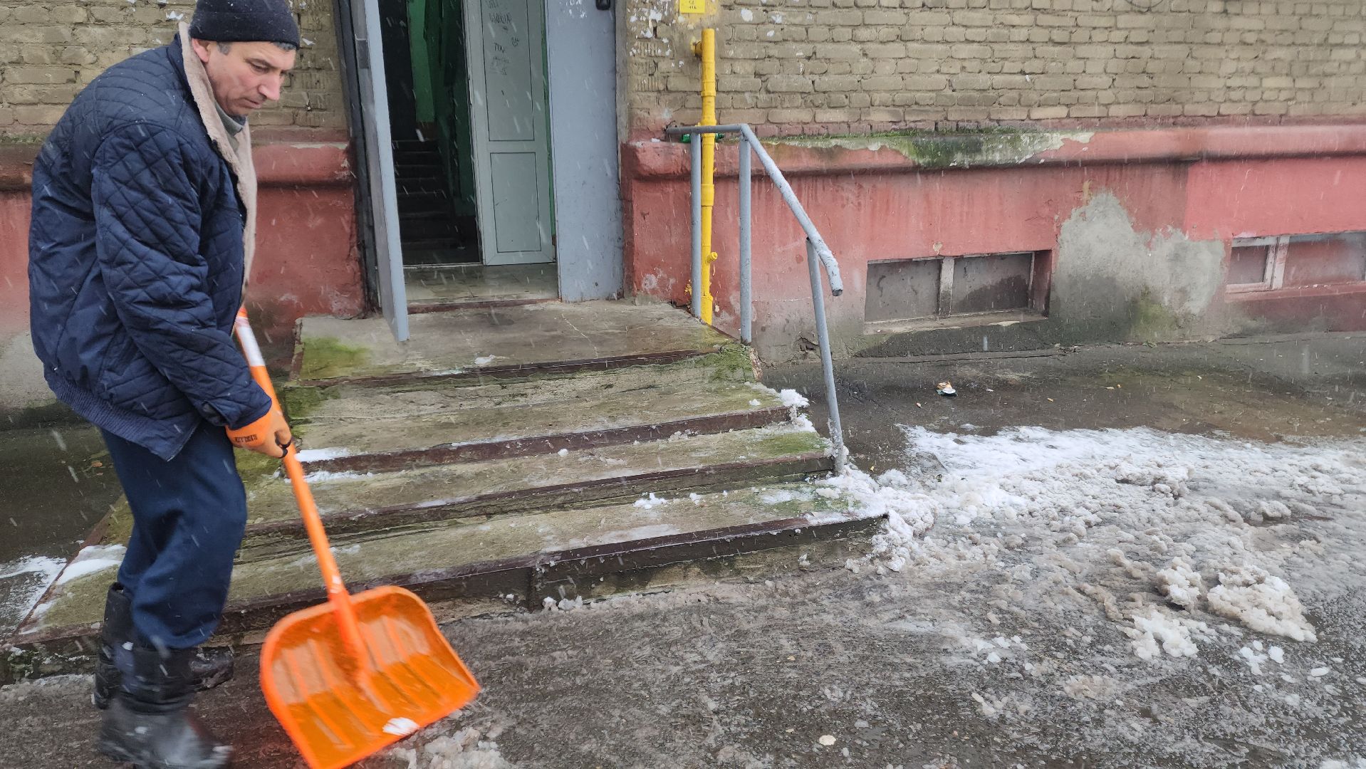 красноармейск, городской округ пушкинский, первый снегопад, уборка снега,