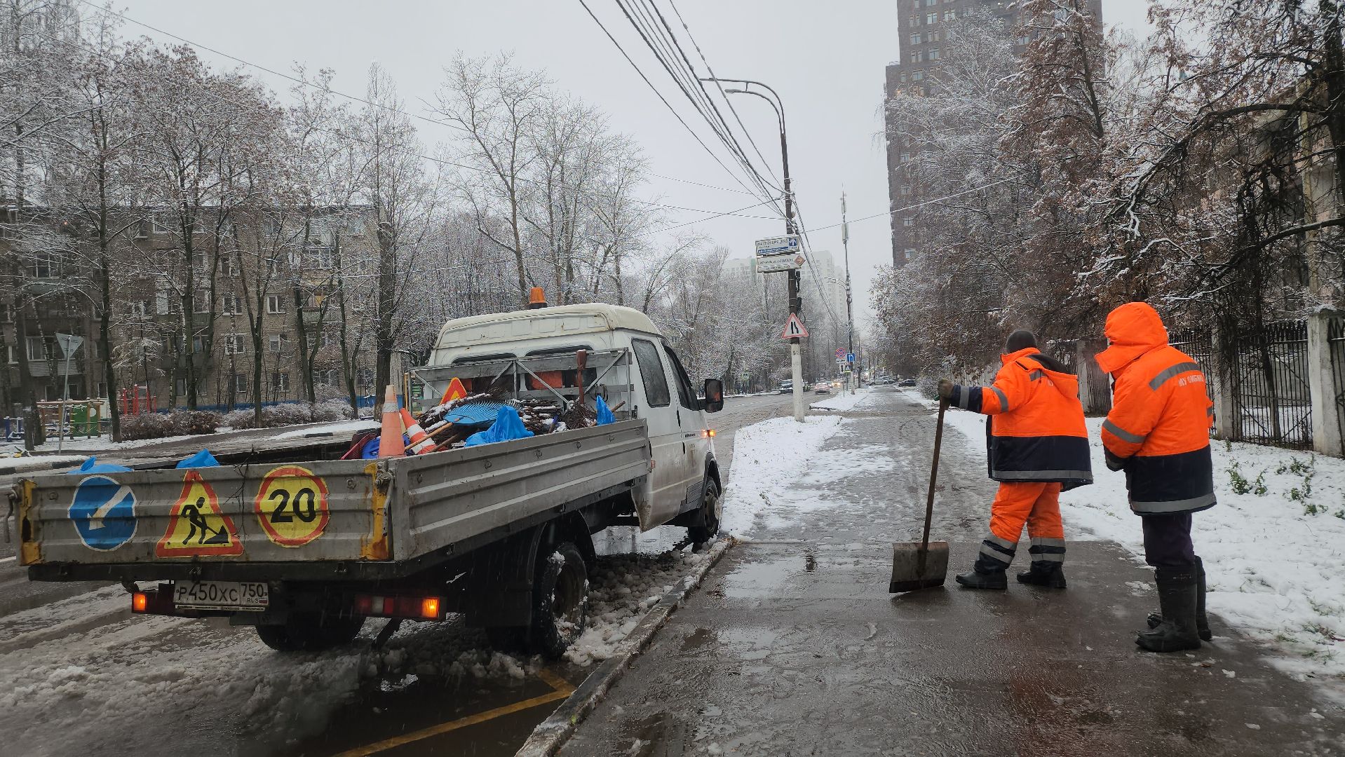 люберцы, первый снег, расчистка снега,