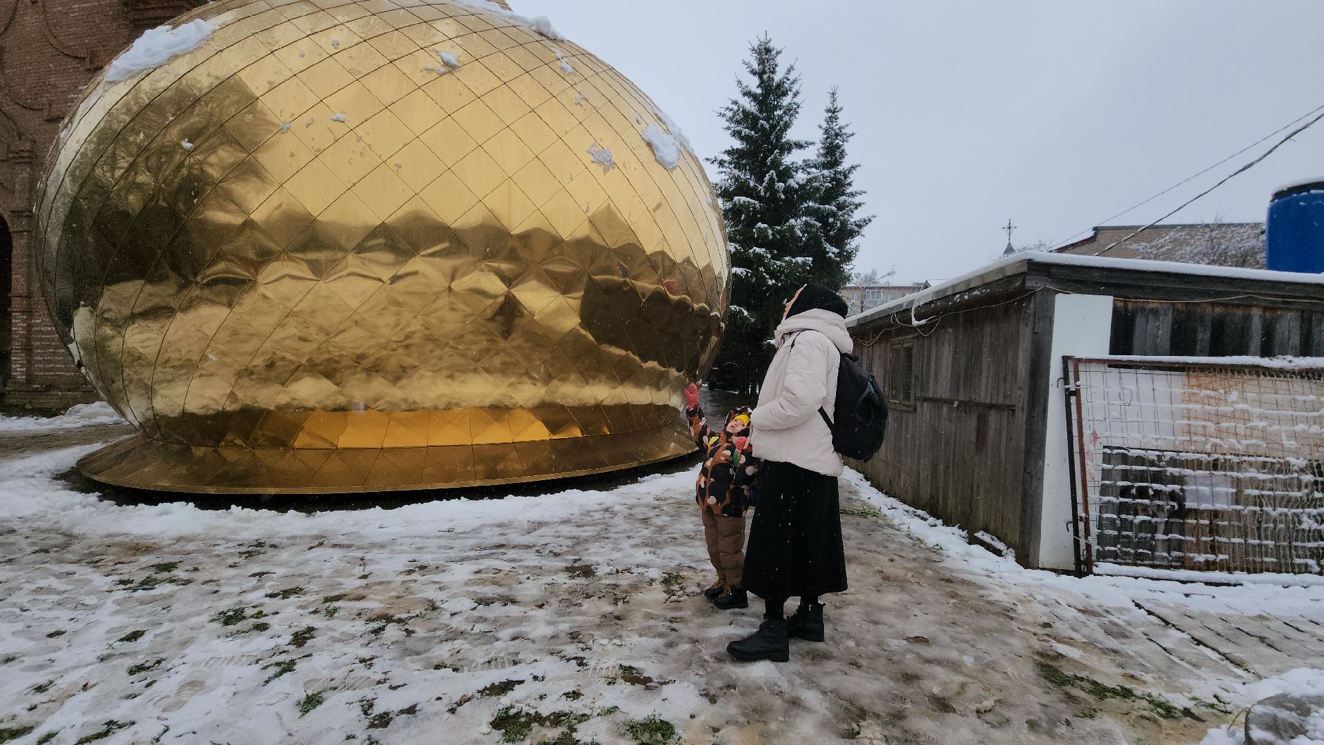 купол над храмом, Лобня,храм в лобне,
