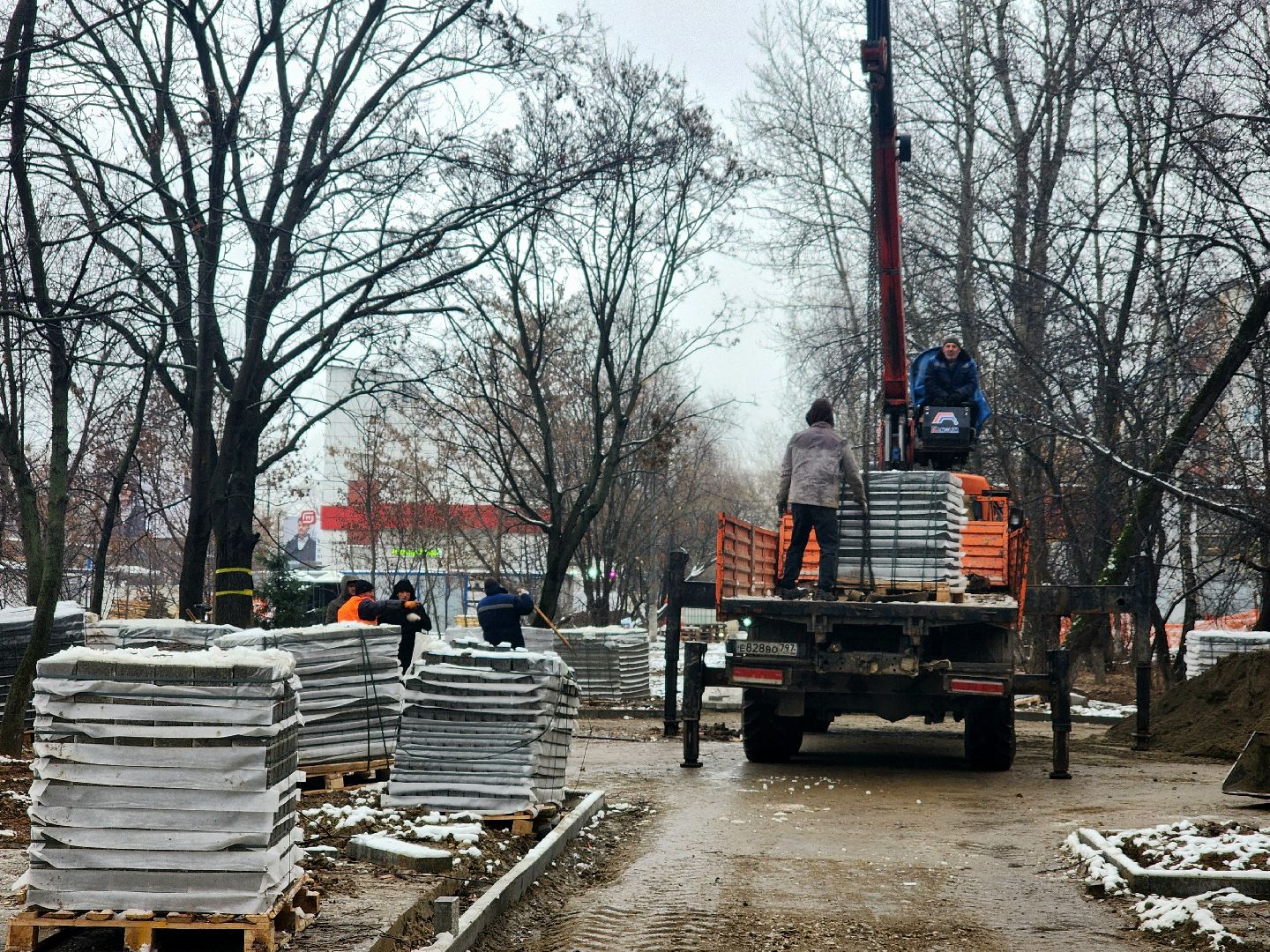 благоустройство, сквер , городская среда, осенне-зимний период,