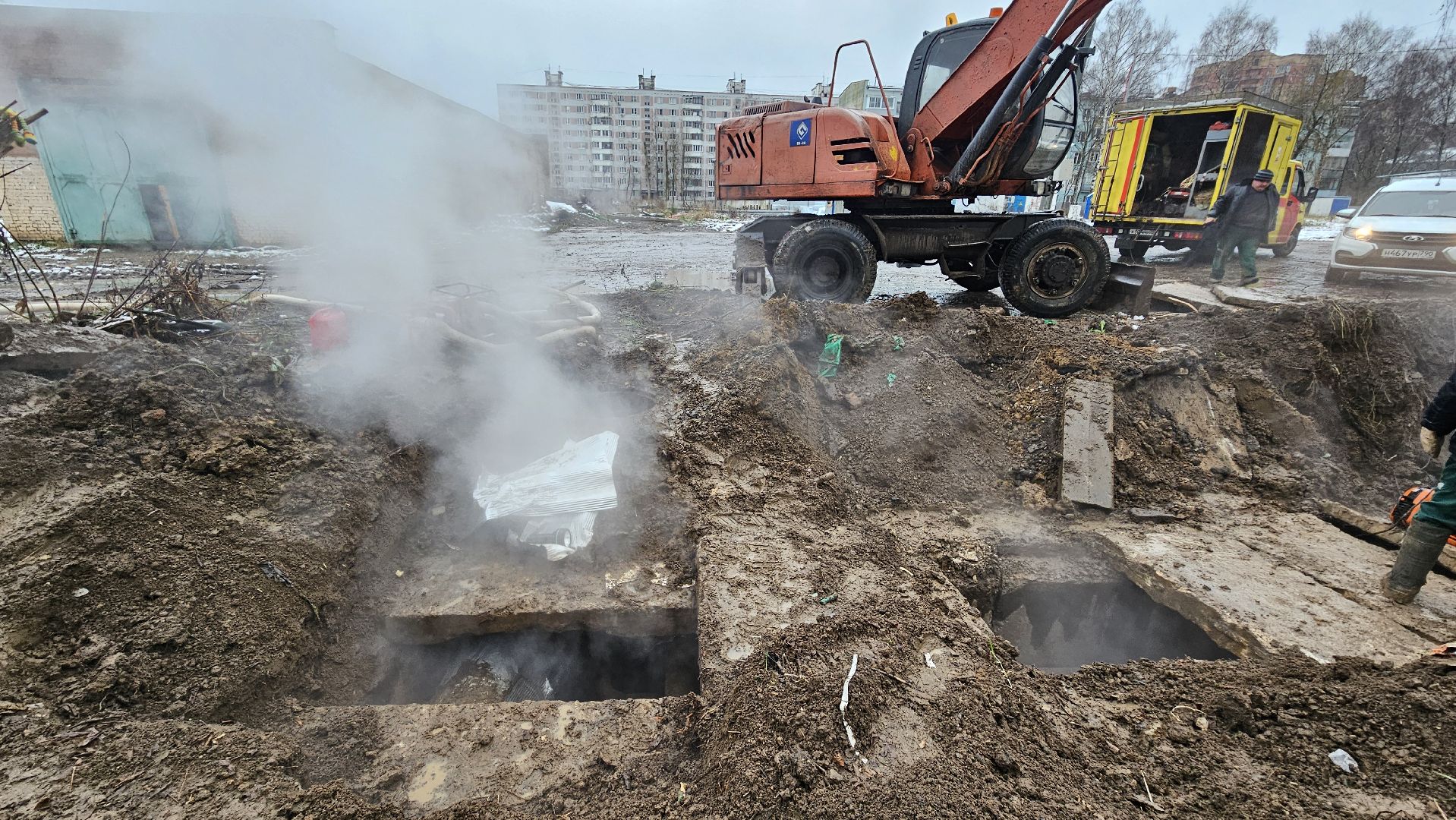 Долгопрудный ,жкх, прорыв трубы, горячая вода,