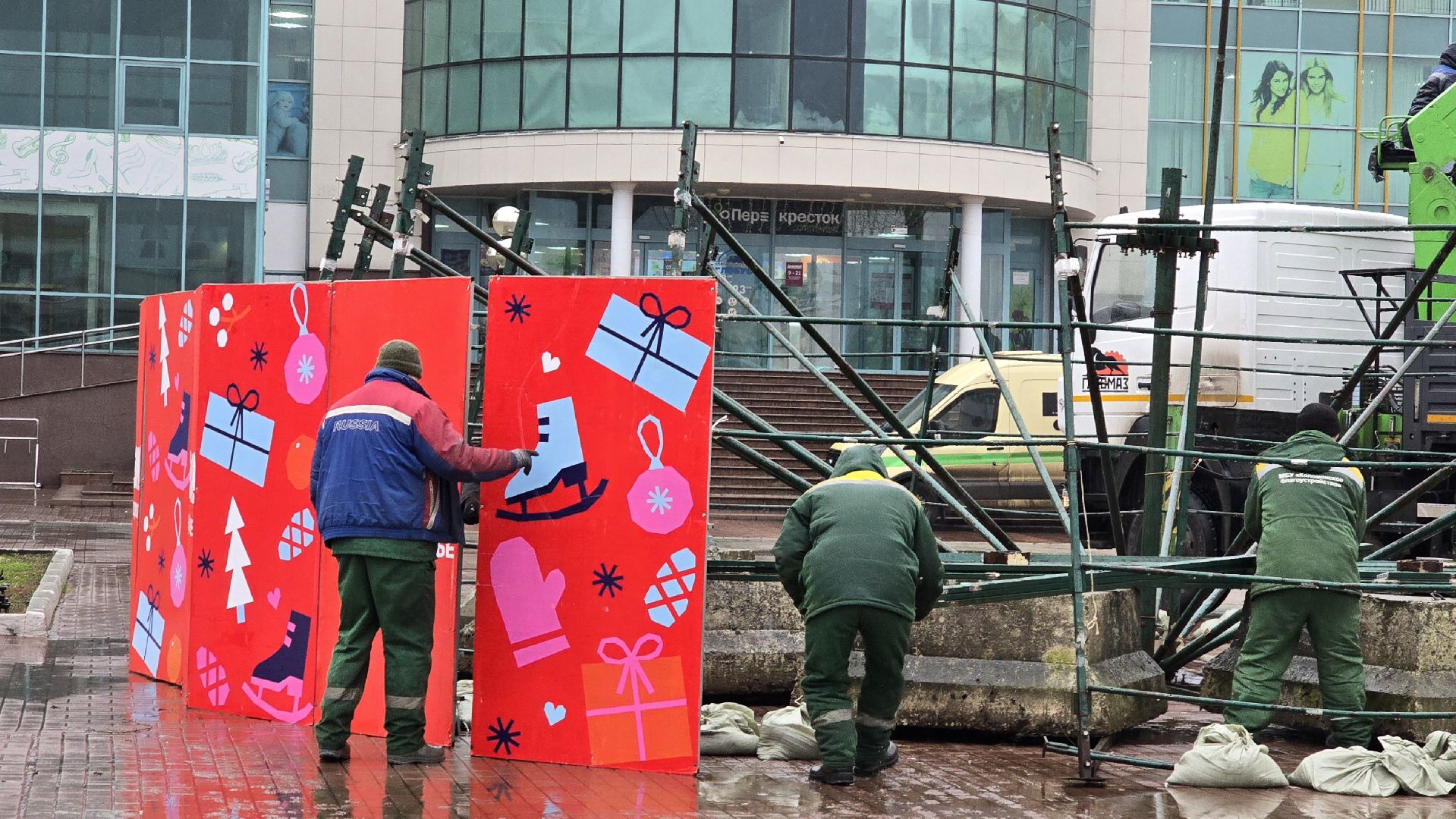 Коломна, новогодняя елка,подготовка к новому году,