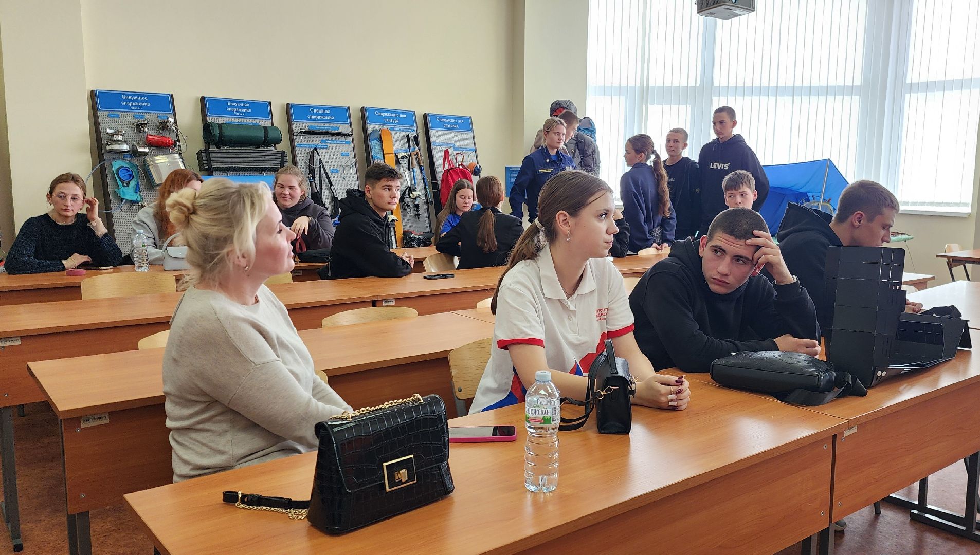 Химки, волонтеры, МЧС, спасатели,