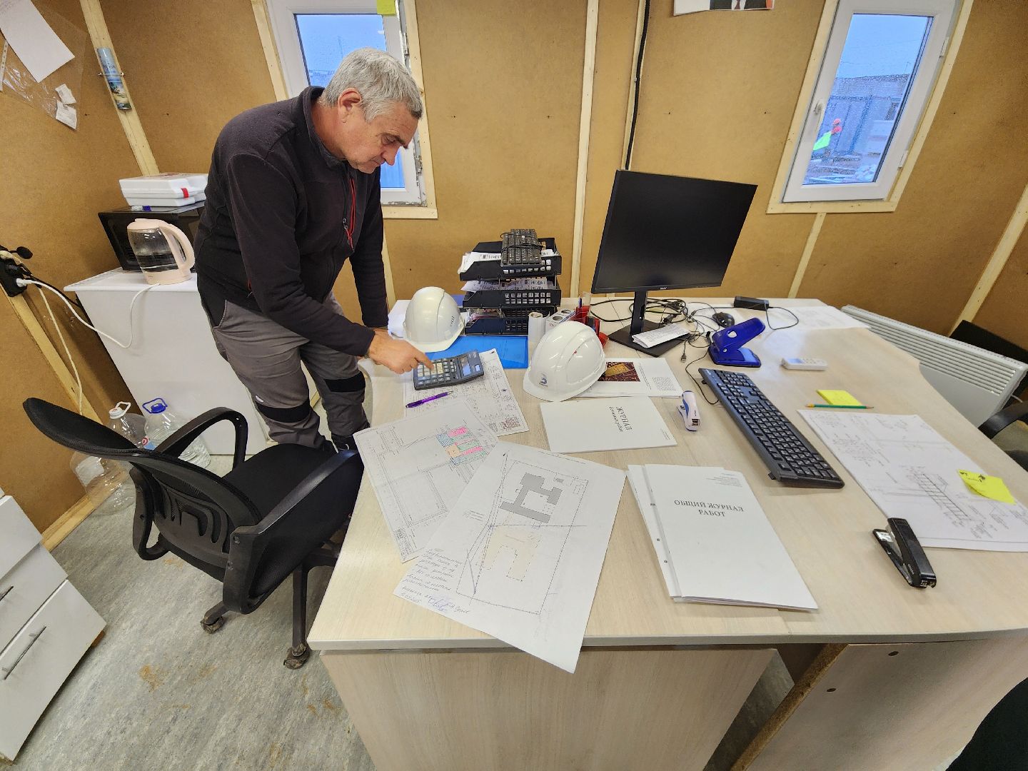 чехов, улица чехова 8а, гимназия 2, пристройка, новый корпус, строительство, реконструкция, прокладка инженерных сетей, водопровод, сеть водоснабжения, вынос кабелей, система электроснабжения, канализация, теплотрасса, котлован, фундамент, земляные работы, госпрограмма московской области,