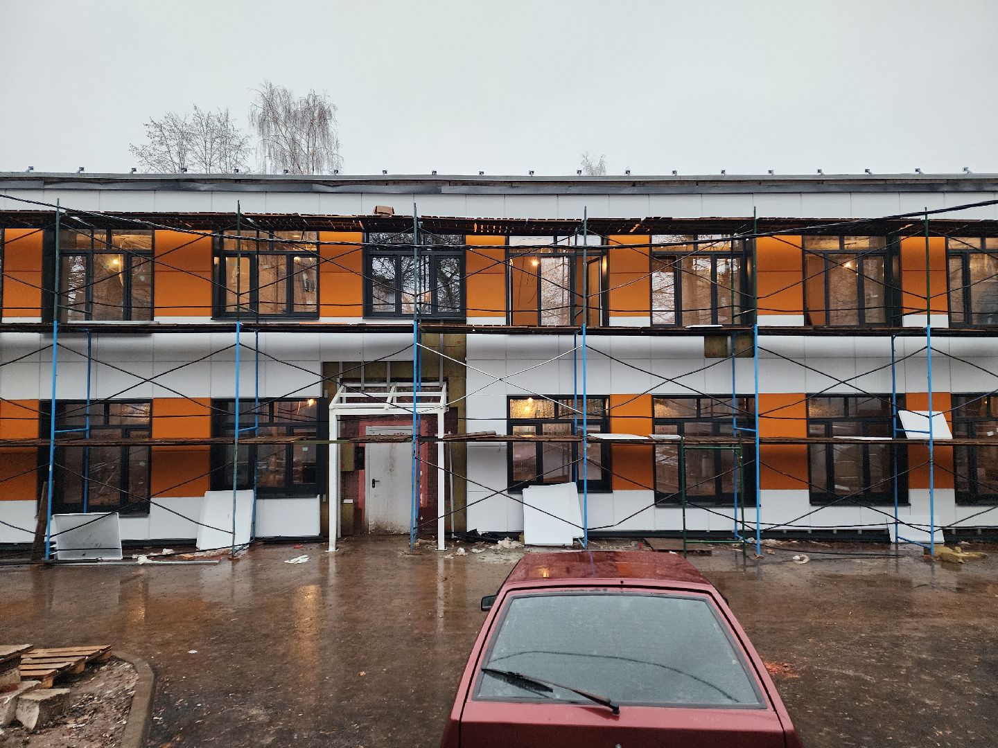 чехов, улица ильича 34а, дошкольное отделение, лицей 4, детский сад, капитальный ремонт, реконструкция, капремонт здания, внутренняя отделка помещений, черновая отделка, чистовая отделка, облицовка панелями, прокладка инженерных сетей,  внутренние коммуникации, водоснабжение, канализация, отопление, слаботочные системы, вентиляция, замена кровли, фасадные работы, госпрограмма московской области,