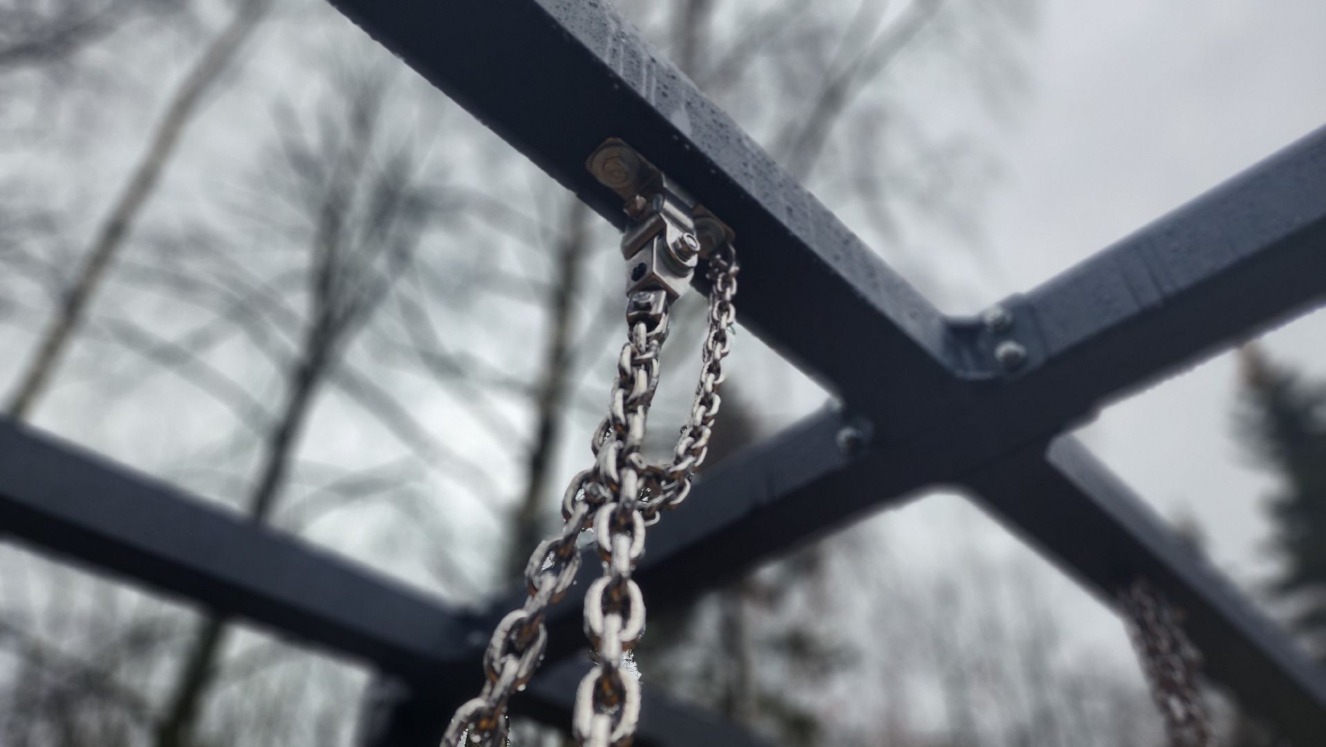 клин, благоустройство, молодежный сквер, парковые качели,