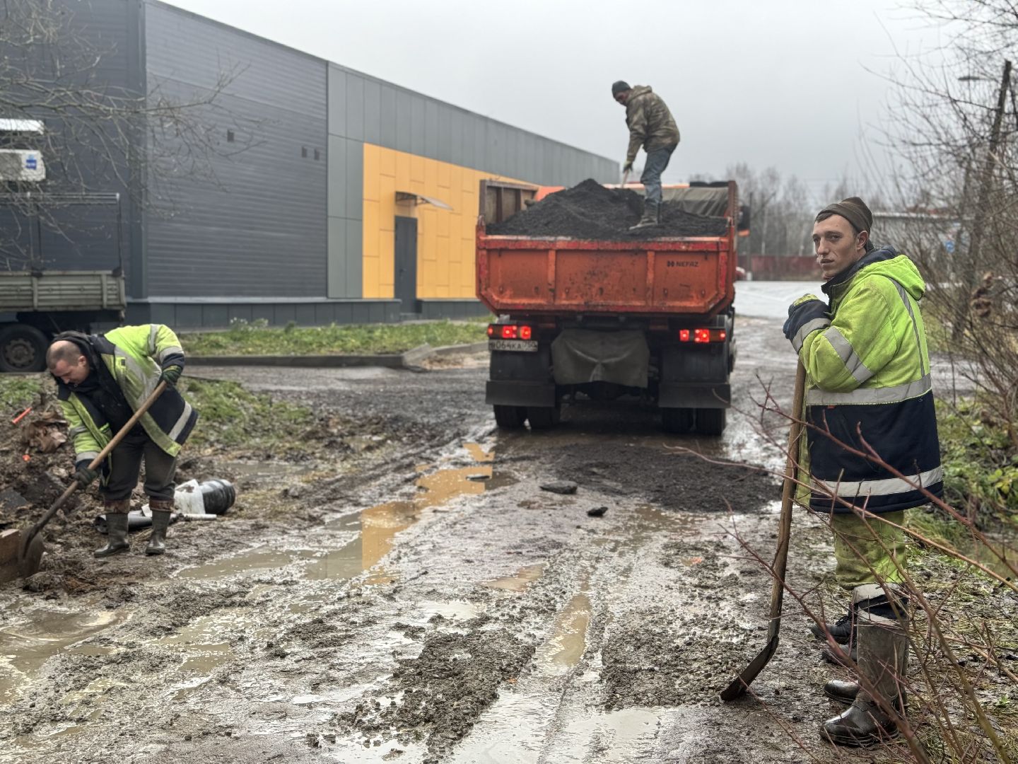 шаховская, ямочный ремонт, коммунальная служба,