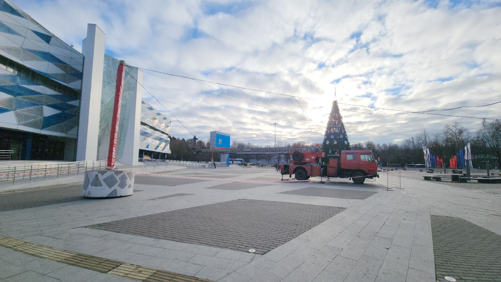 дк подмосковье, красногорск, ёлка, украшение  к новому году, новый год,