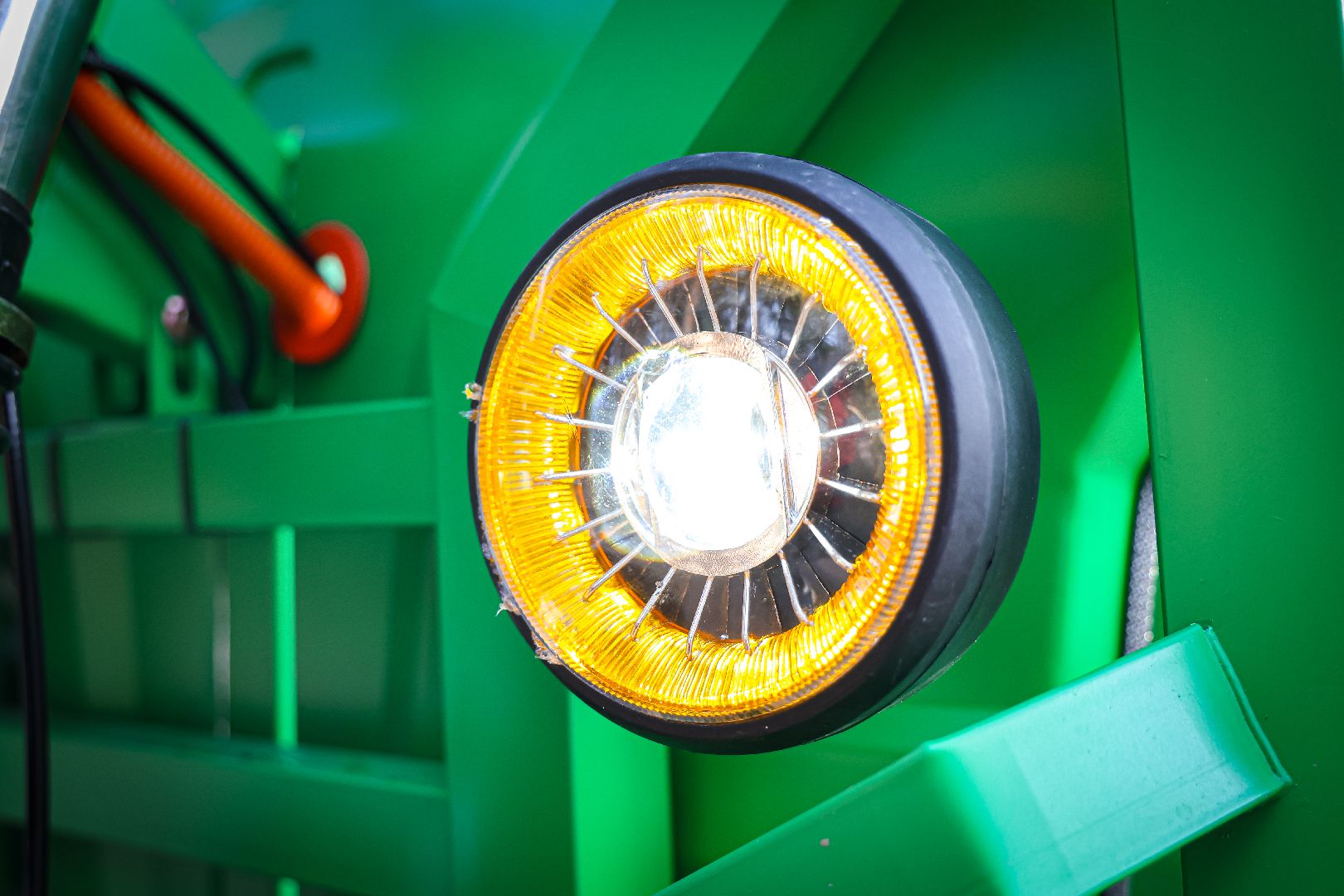 клин, общество, благоустройство, парки, новая техника, чистота и порядок,