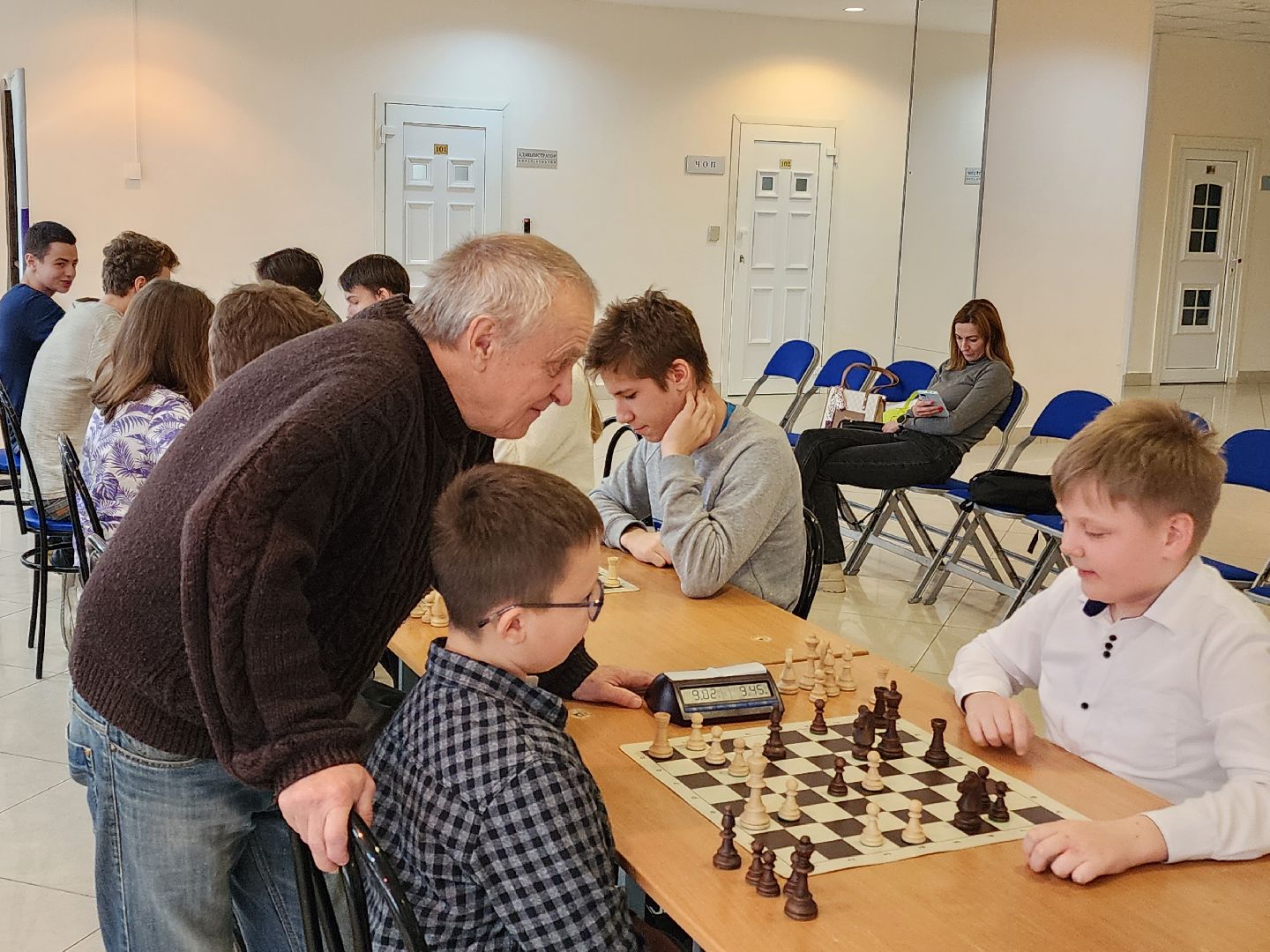 чехов,  соревнования, быстрые шахматы, первый этап, чеховская школьная лига, федерация шахмат чехова, евгений рябинин, главный судья елизавета крылова, единая школьная лига московской области, инициатива губернатора подмосковья, спортивные состязания,