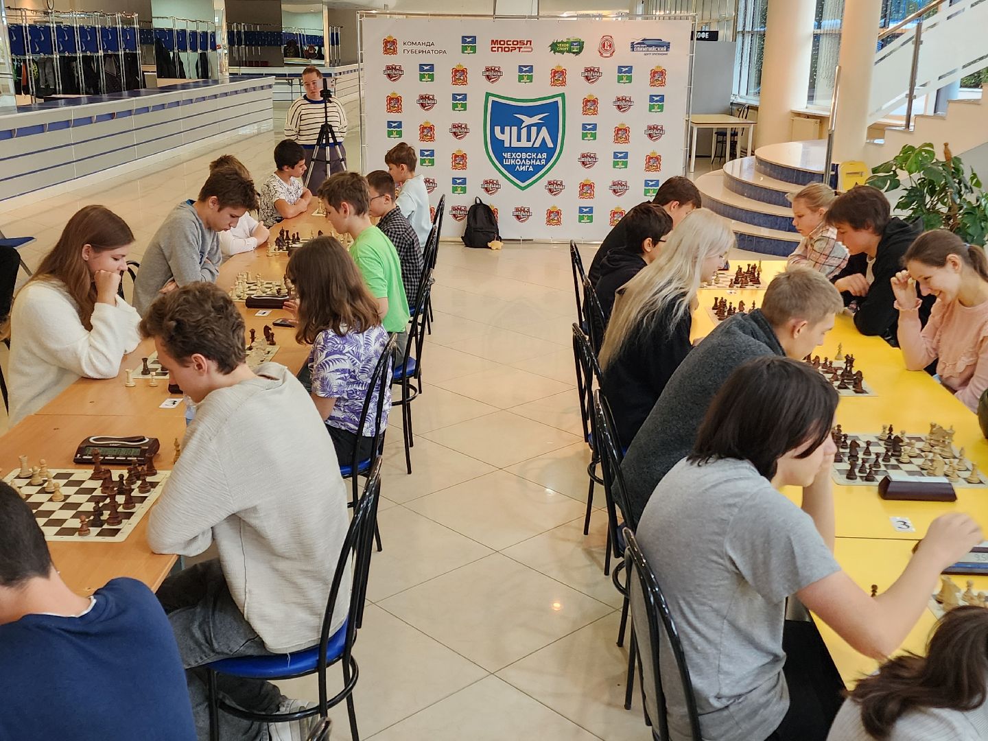 чехов,  соревнования, быстрые шахматы, первый этап, чеховская школьная лига, федерация шахмат чехова, евгений рябинин, главный судья елизавета крылова, единая школьная лига московской области, инициатива губернатора подмосковья, спортивные состязания,