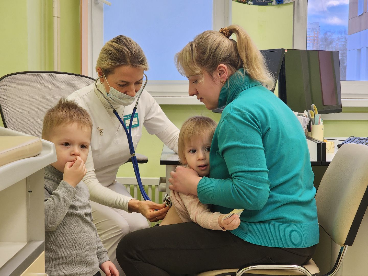 Подольск , подольская детская больница, врач-педиатр, день педиатра,