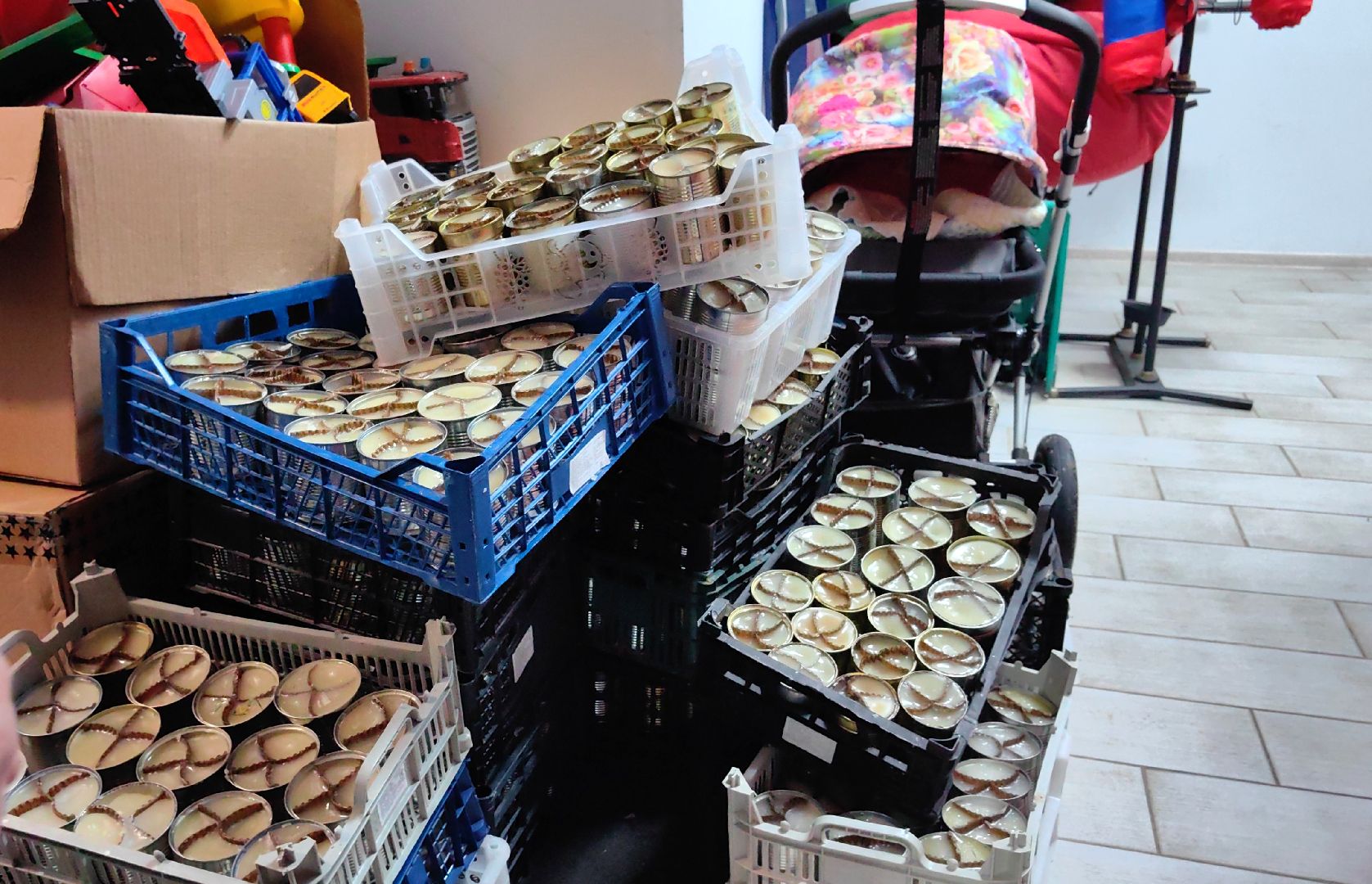 сво, гуманирная помощь, свечи, бойцы,