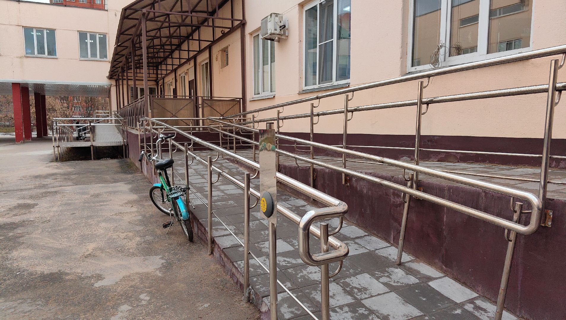 пондус, кральцо, козырек, ремонт, поликлиника,