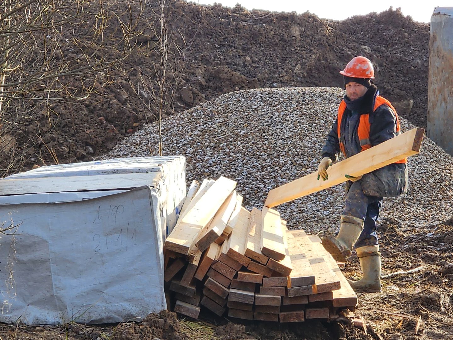 чехов, деревня капустино, плотина, капитальный ремонт, капремонт плотины, реконструкция, система водосброса, водосток, госпрограмма московской области, мбу экология и природопользование, сергей дьячков,обращения жителей, портал добродел,водовыпуск, земляной вал, водоотвод,