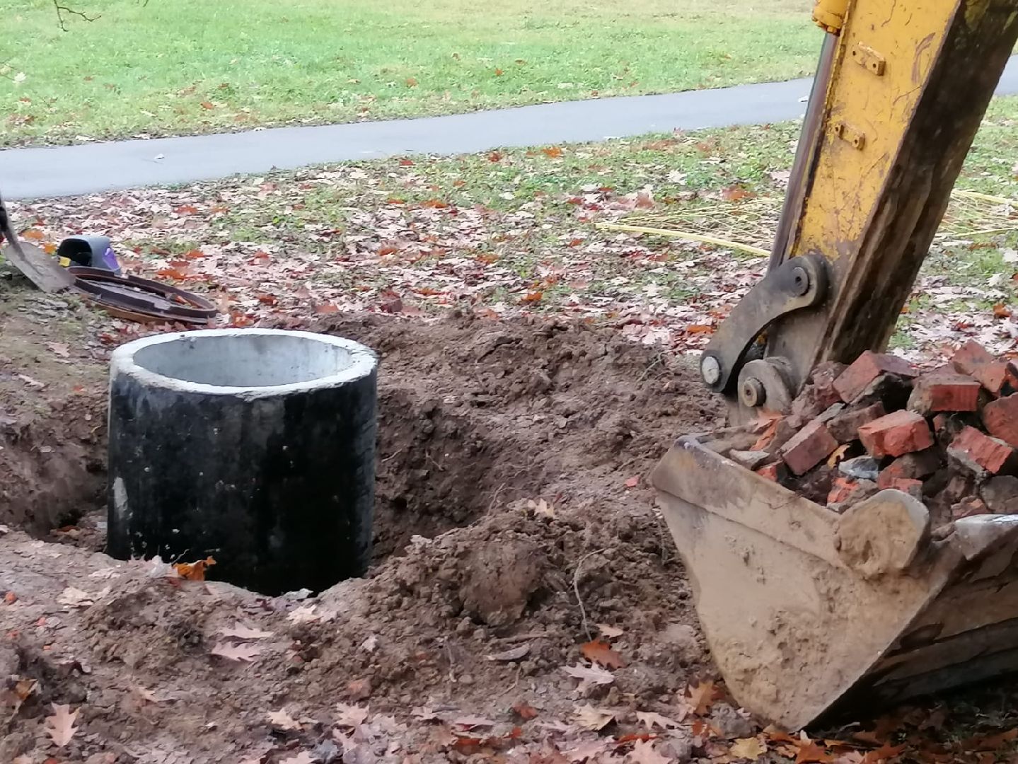 городской округ восход, жкх, благоустройство, канализационные колодцы,