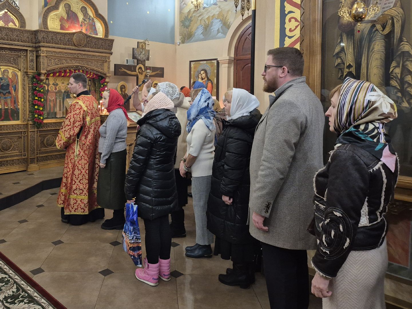 роспись храма, храм новомученников орехово-зуевских, орехово-зуево, освящение росписи храма,