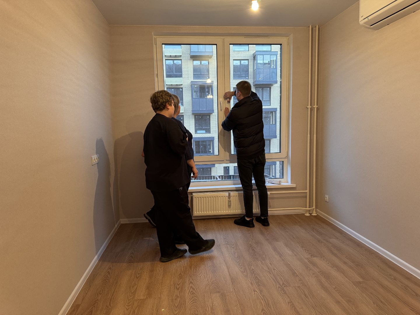 программа переселения из аварийного жилья, группа компаний самолет, Новоселы,