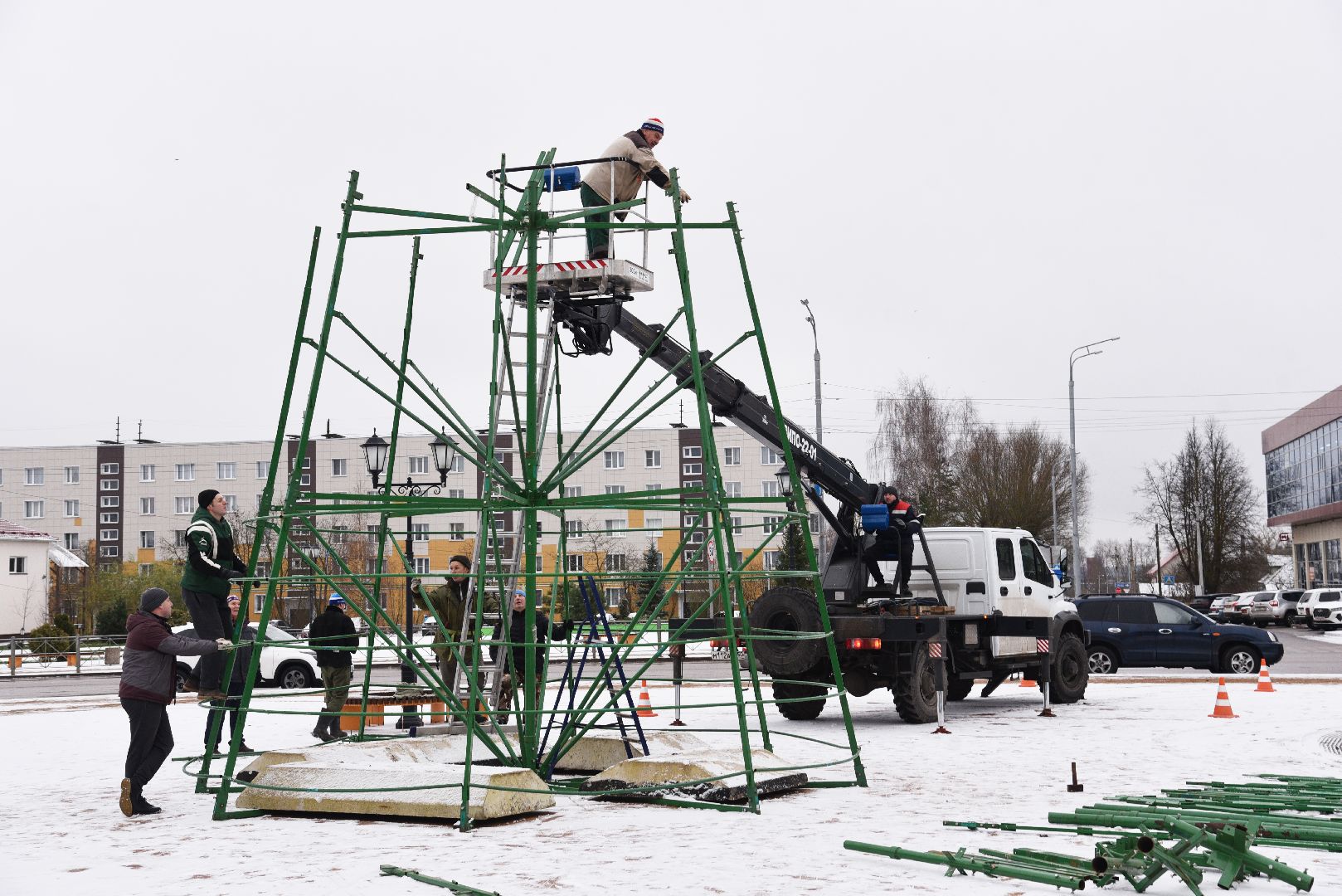 лотошино, благоустройство, новый год, новогодняя елка,