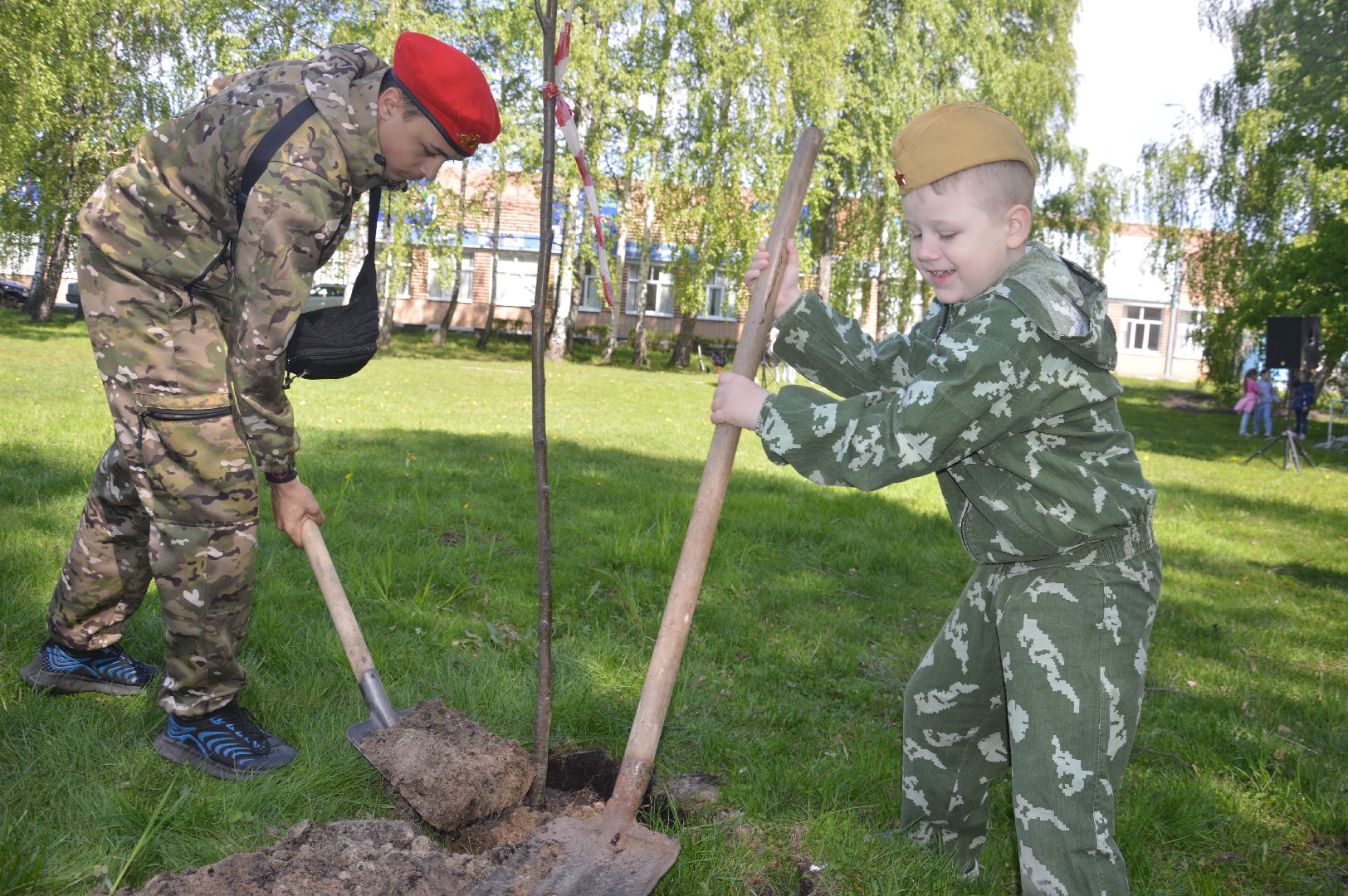 Шатура, Лес Победы, Всероссийская акция. 2369 саженцев.