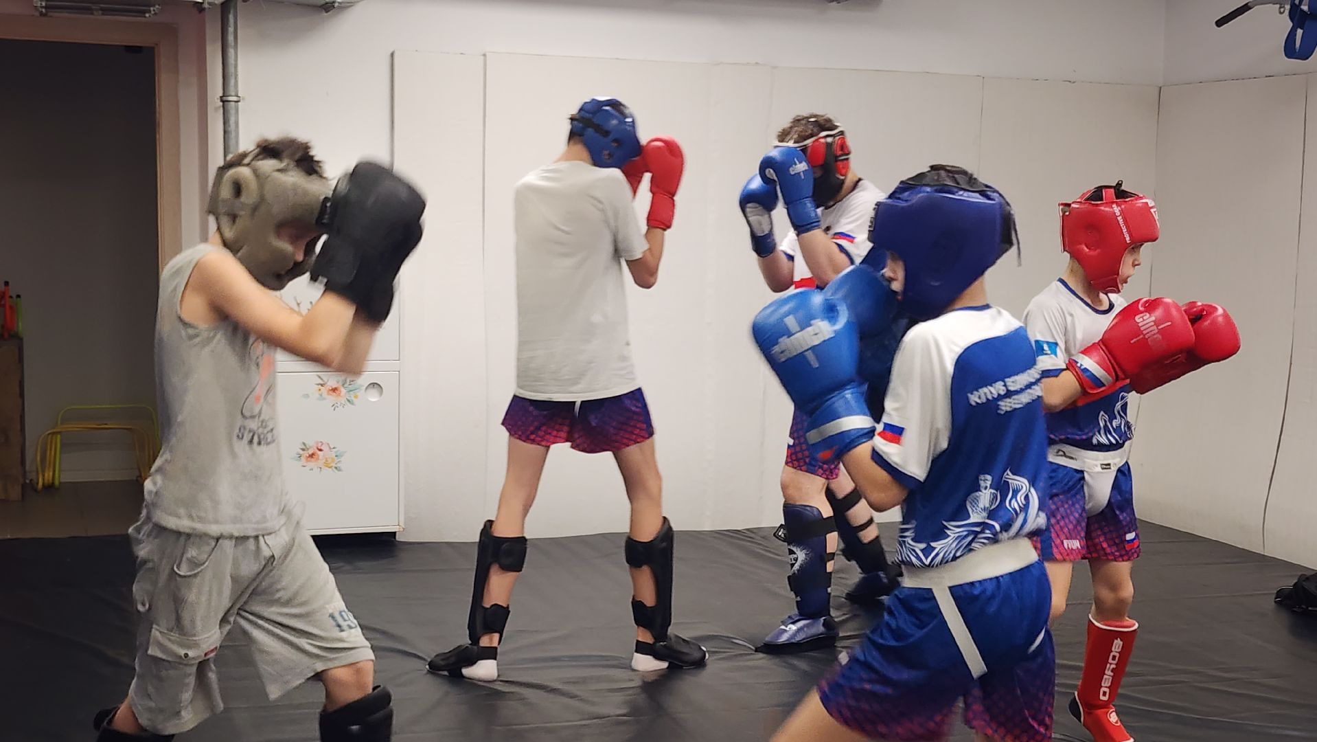 Спорт, Единоборства , Кикбоксинг, Спортивный Звенигород,  Люди Звенигорода,