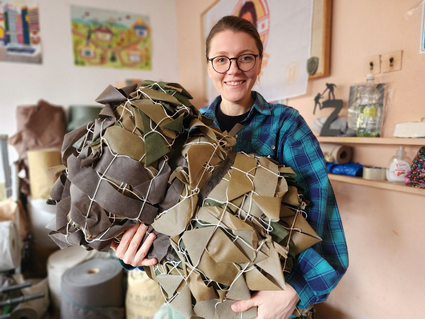 фрязино, плетение сетей, маскировочные сети, волонтеры, добровольцы, помощь фронту,