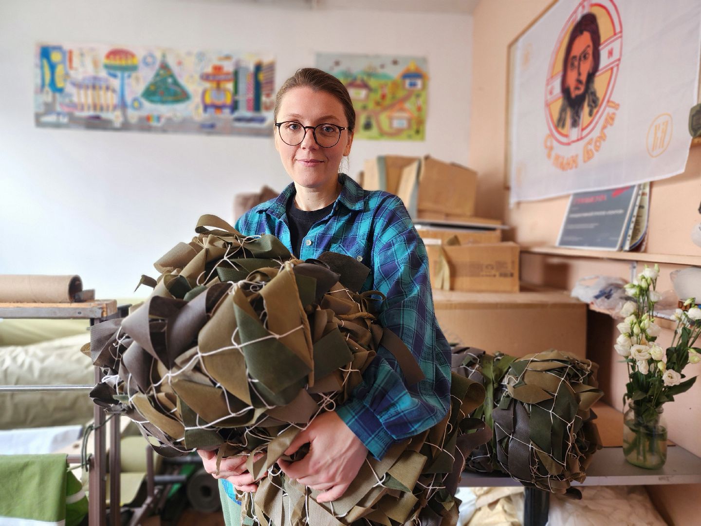 фрязино, плетение сетей, маскировочные сети, волонтеры, добровольцы, помощь фронту,