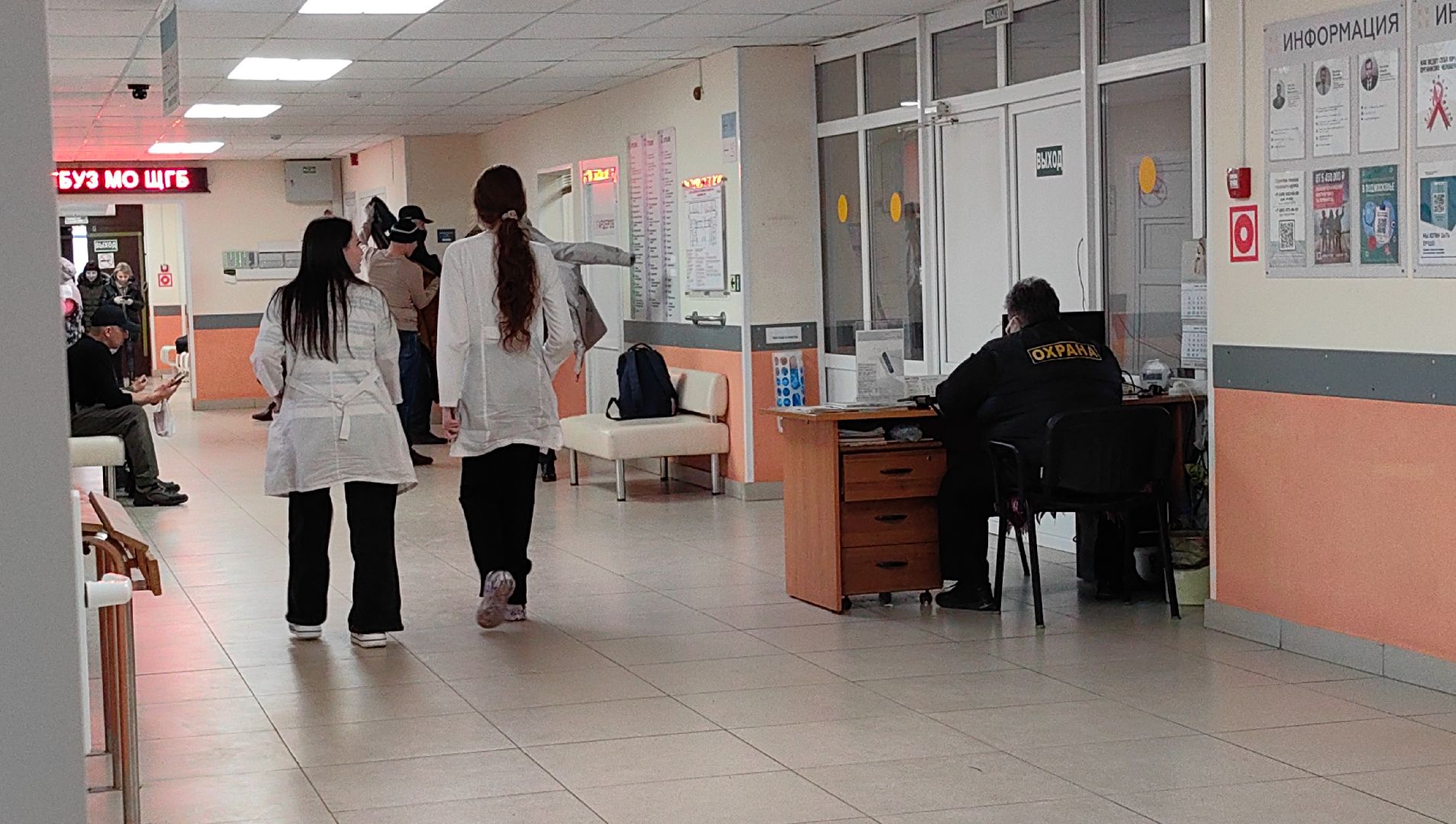 врач, антибиотики, поликлиника, вирус, инфекции, лечение,