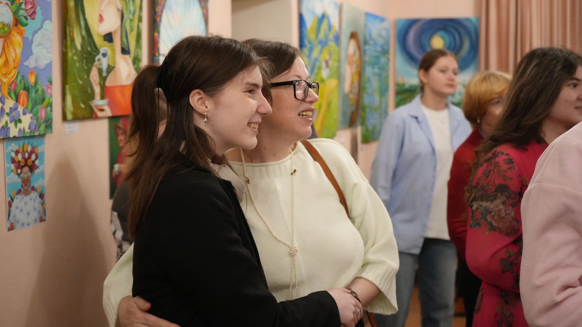 выставка, батик, народный коллектив ,