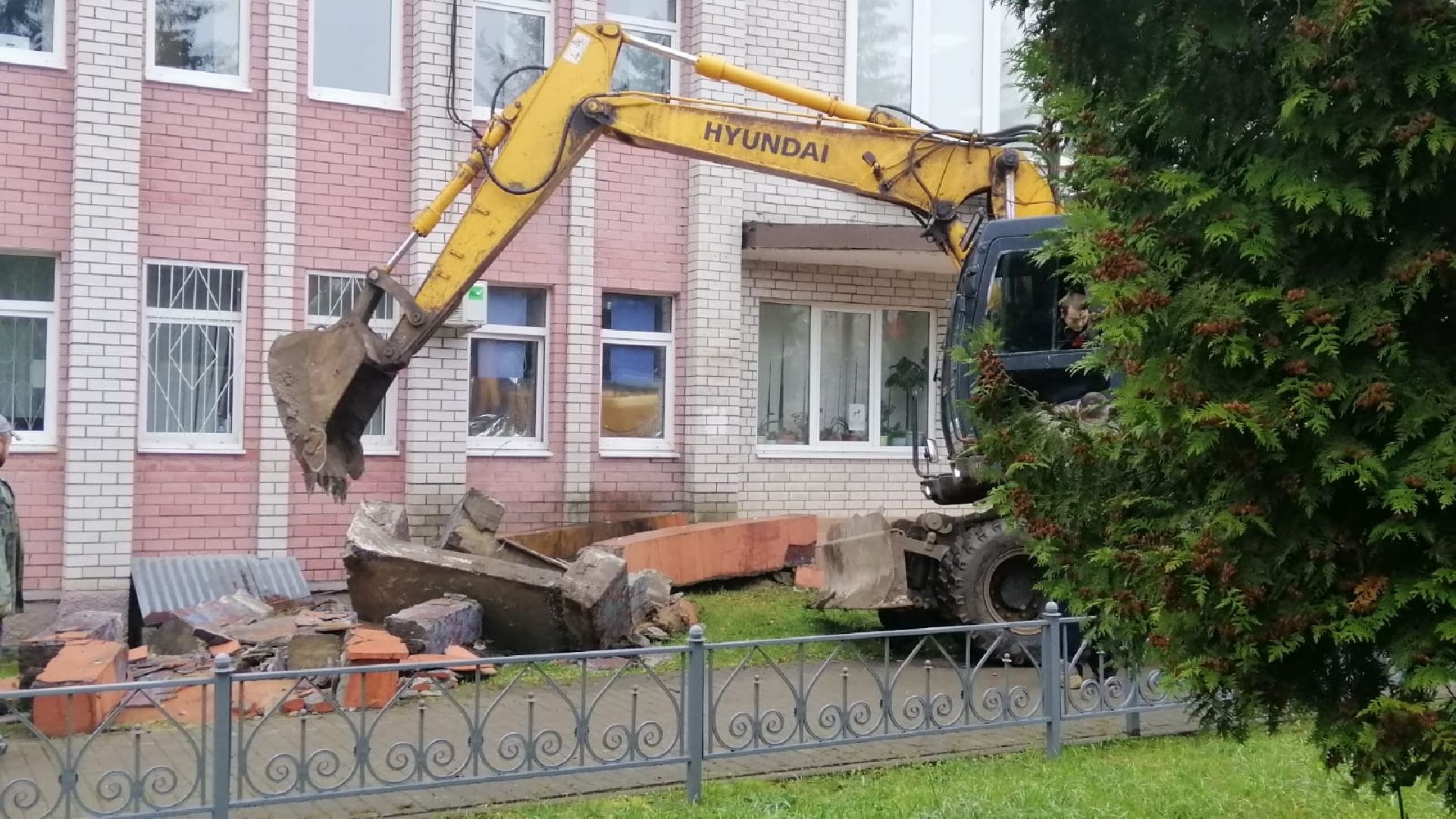 городской округ восход, благоустройство 2025, ремонт входной группы, ремонт крыльца,