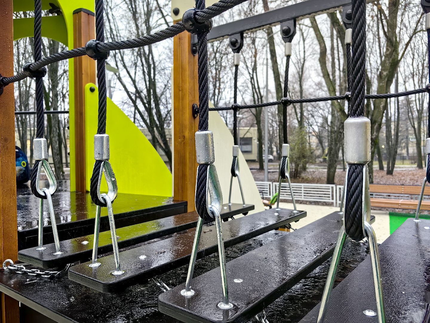 детская площадка, карусели, качели, брусья, воркаут,