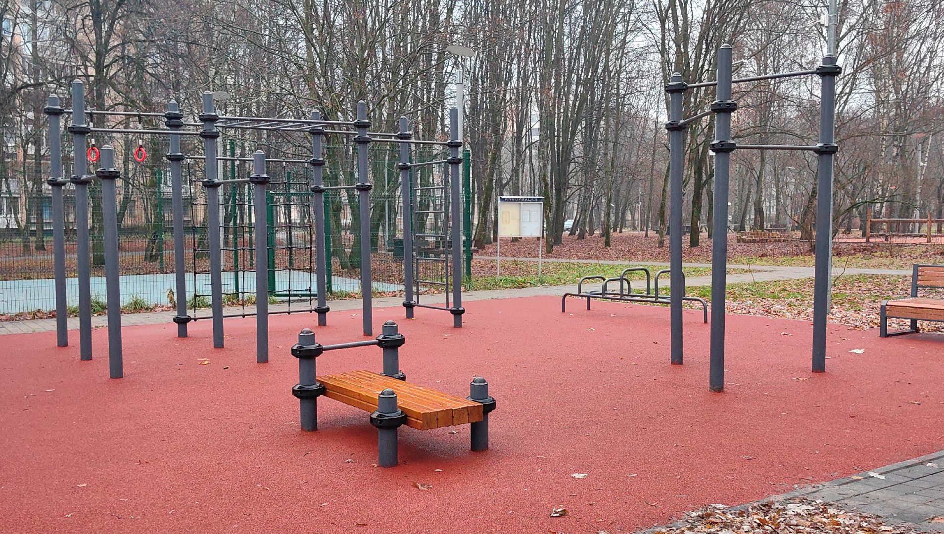 детская площадка, карусели, качели, брусья, воркаут,