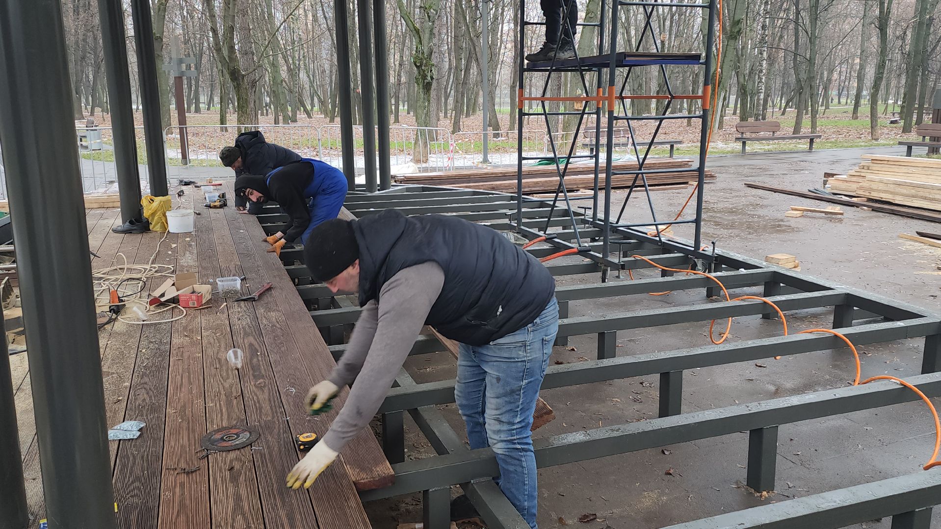 Люберцы, наташинский парк,строители,