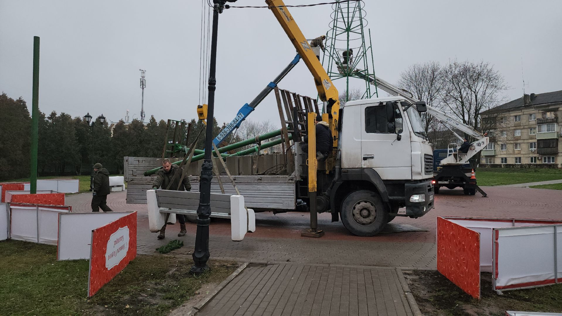 кашира, новый год, новогодняя елка, благоустройство, украшение города к новому году,