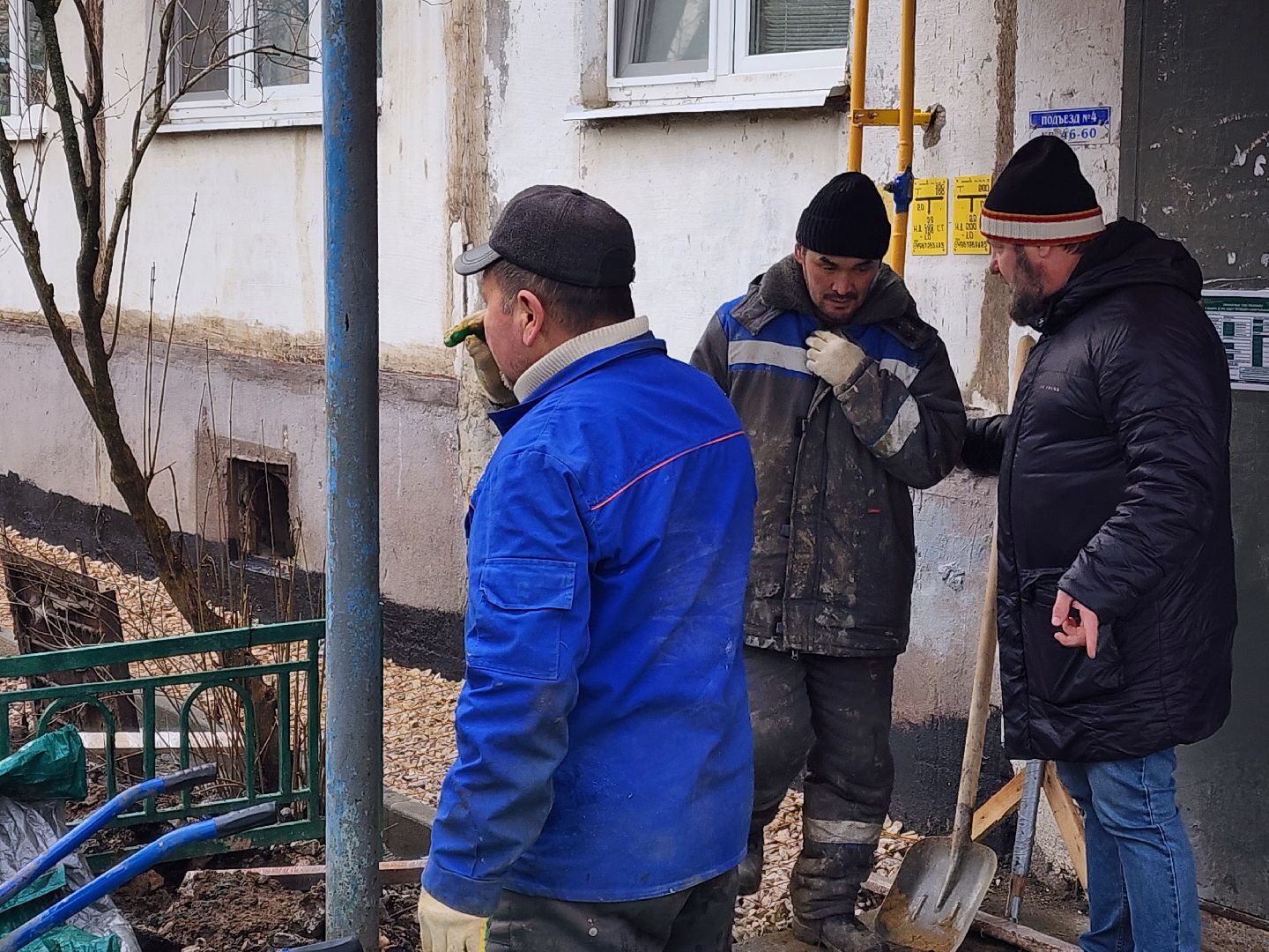 чехов, улица гагарина 56, микрорайон венюково, капремонт фасада, капитальный ремонт отмостки, наружные стены, гидроизоляция, утепление, цоколь, бетонирование, новая отмостка, облицовка, региональная программа московской области,замена кровли, инженерные сети,