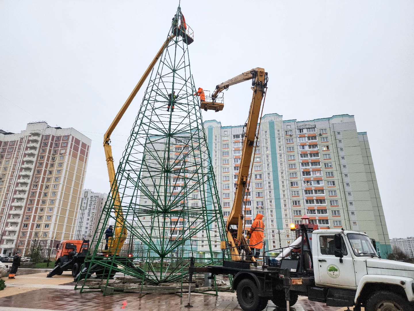 Подольск, Новогодняя елка, Благоустройство, Украшение города, подольский комбинат благоустройства,
