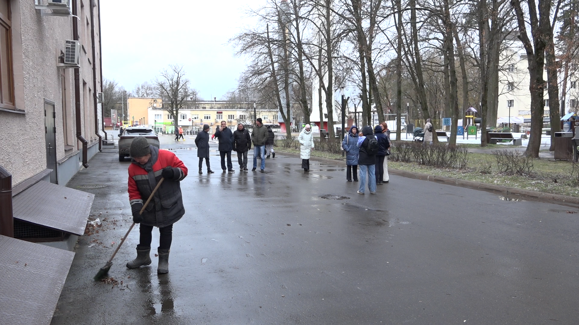 уборка улиц, власиха жкх, власиха жкх и благоустройство, содержание территории, микрорайон тополек власиха,
