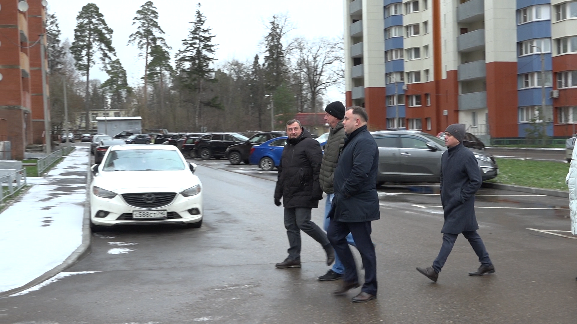 уборка улиц, власиха жкх, власиха жкх и благоустройство, содержание территории, микрорайон тополек власиха,