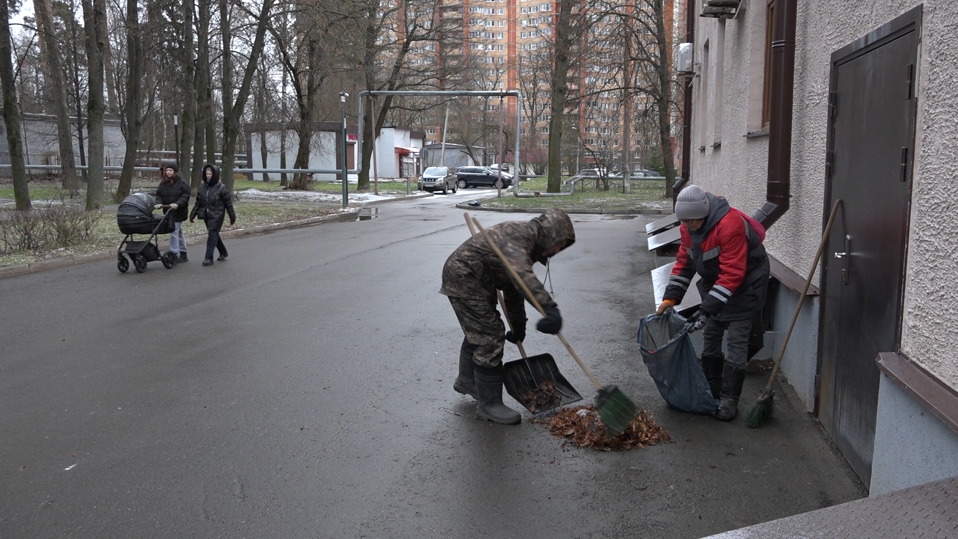 уборка улиц, власиха жкх, власиха жкх и благоустройство, содержание территории, микрорайон тополек власиха,