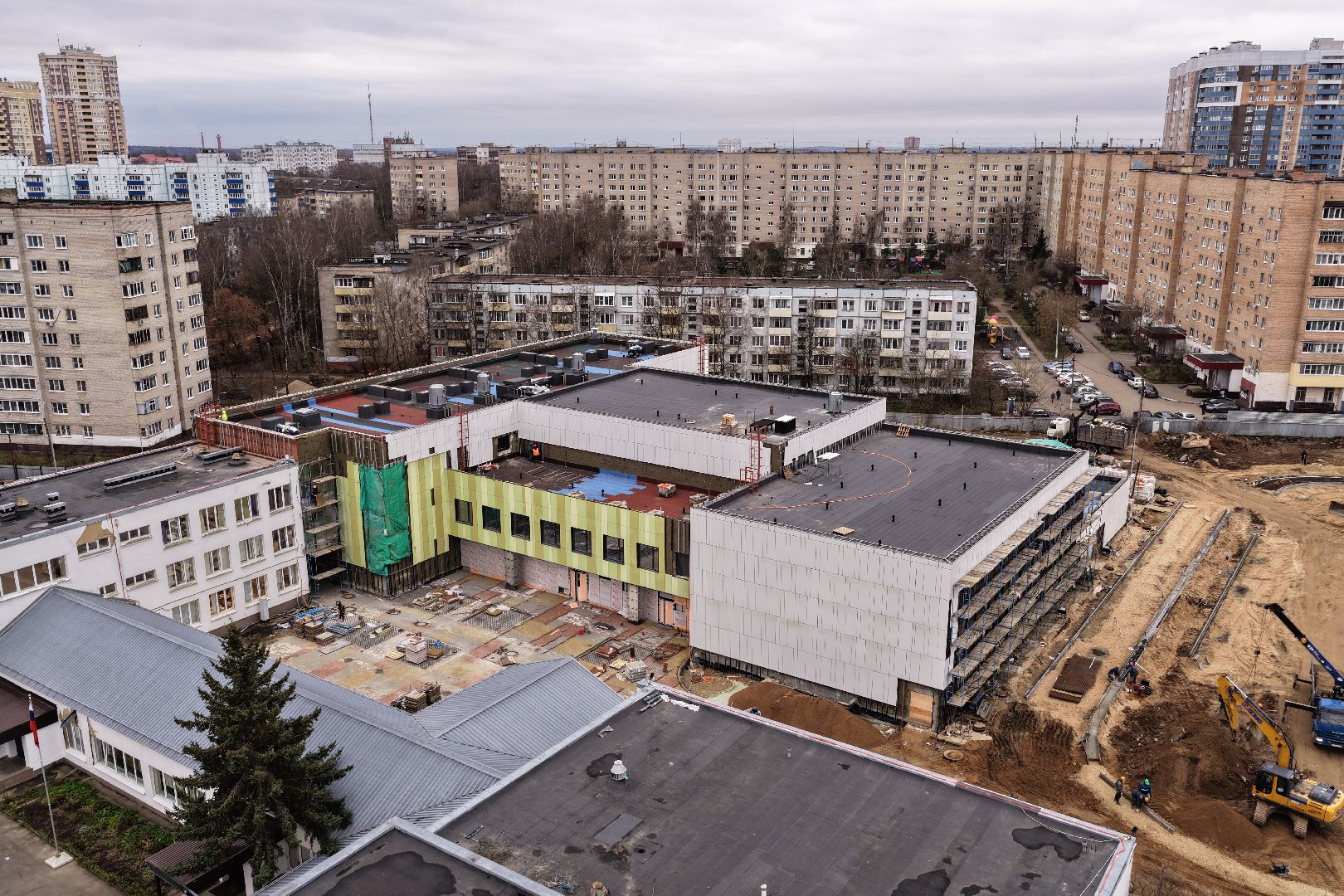 видео с коптера, гимназия 6 в солнечногорске,