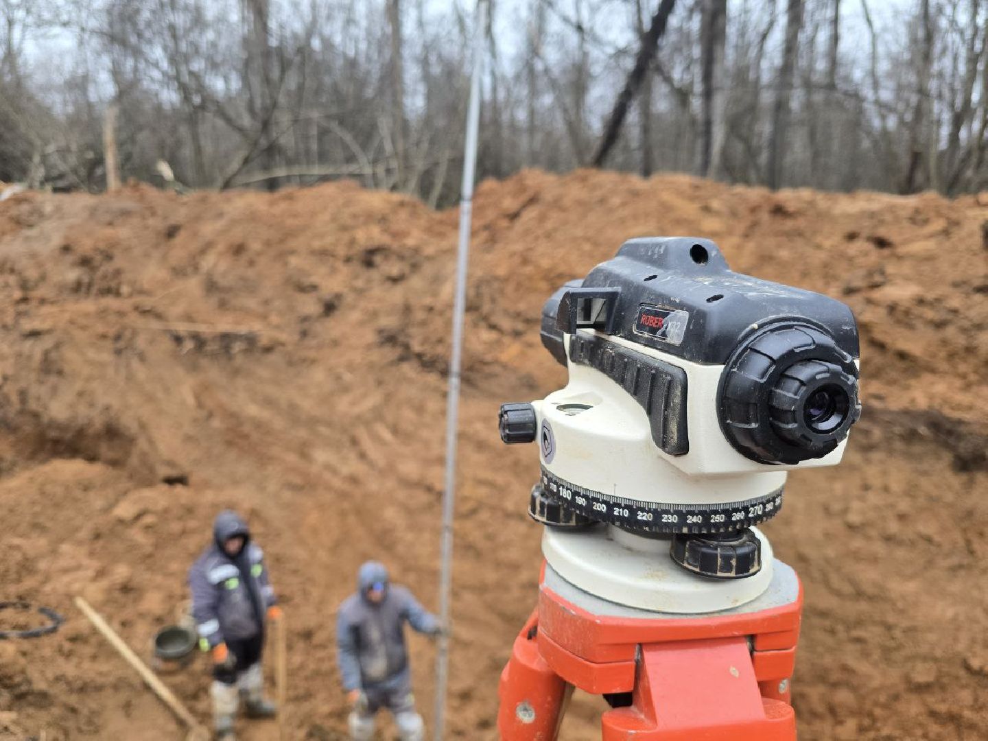 можайск, можайский муниципальный округ, подмосковье, жкх, капремонт сетей, Мособлтепло, Развитие инженерной инфраструктуры и отрасли обращения с отходами на 2023-2028 гг, канализационный коллектор , коммунальщики ,