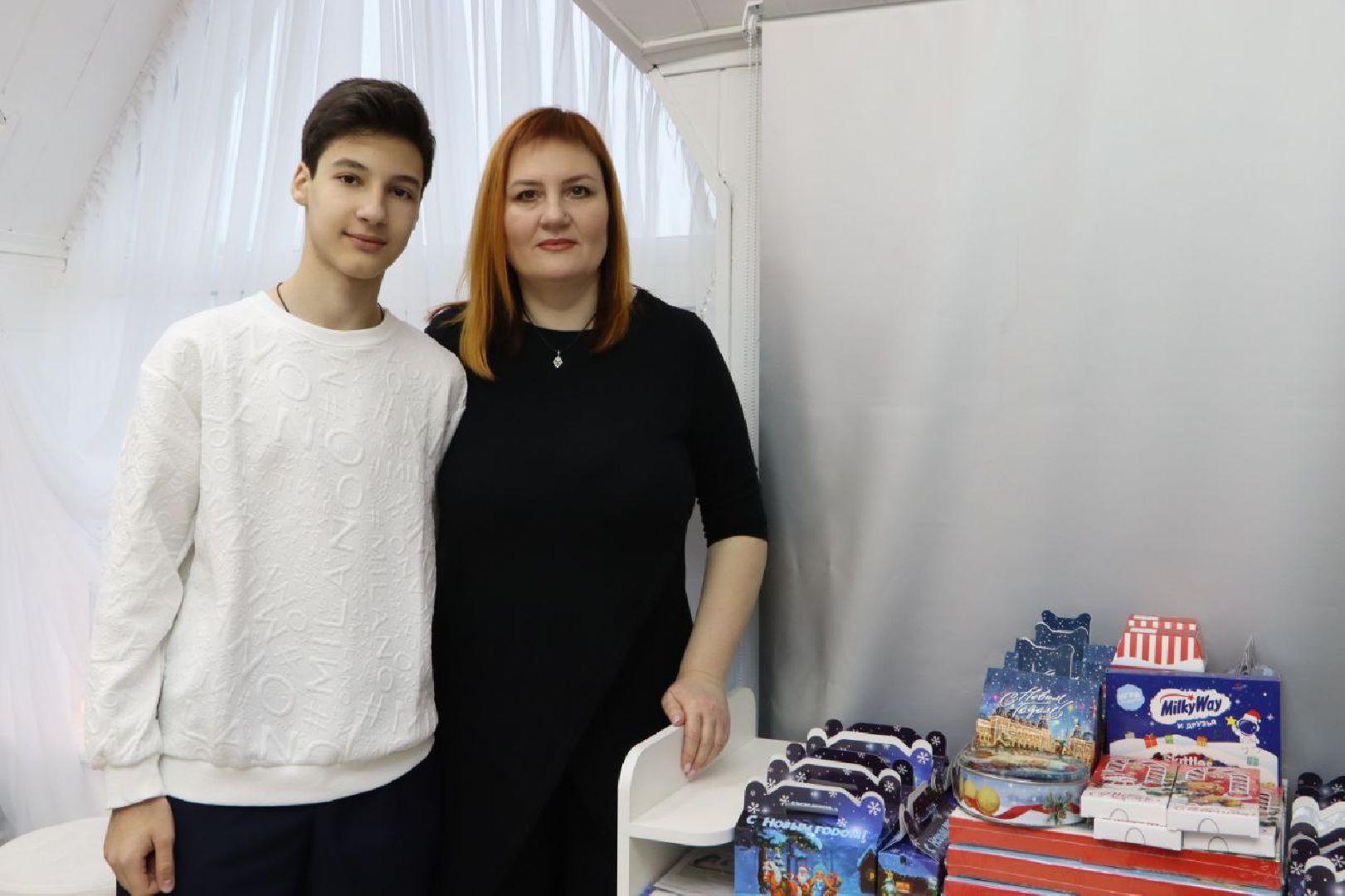 серебряные пруды, благотворительность, сво, помощь беженцам из херсона, помощь беженцам из сирии, парикмахер-стилист, гуманитарная помощь,