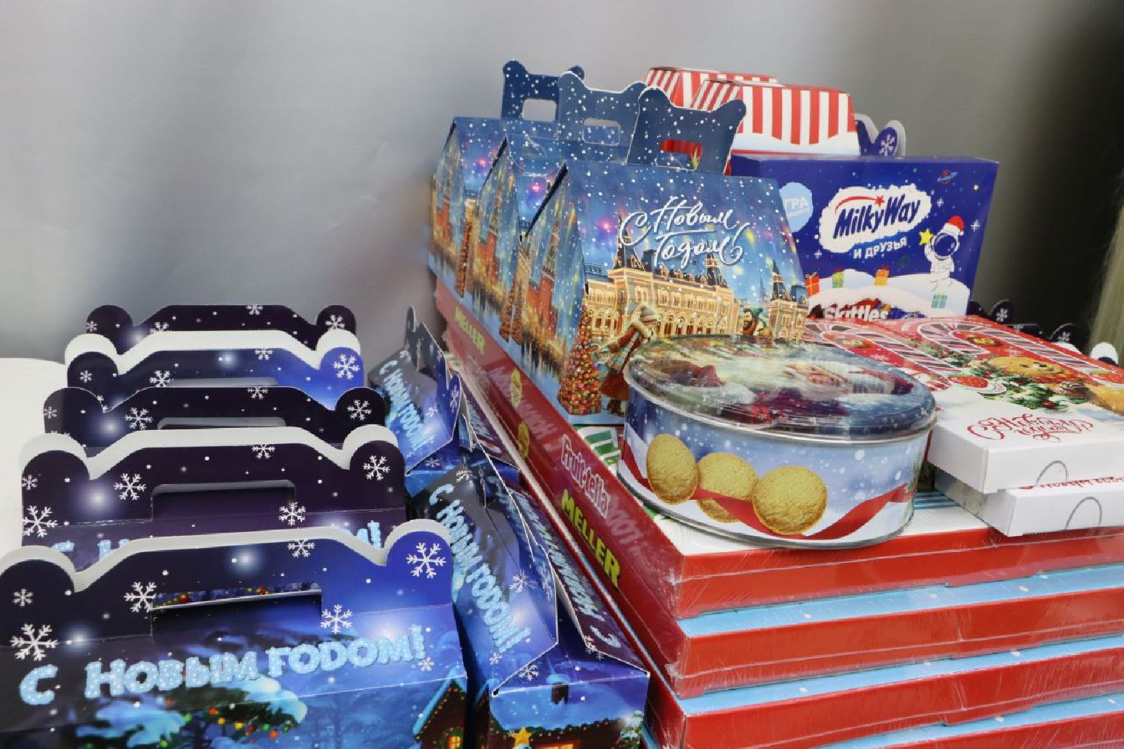 серебряные пруды, благотворительность, сво, помощь беженцам из херсона, помощь беженцам из сирии, парикмахер-стилист, гуманитарная помощь,