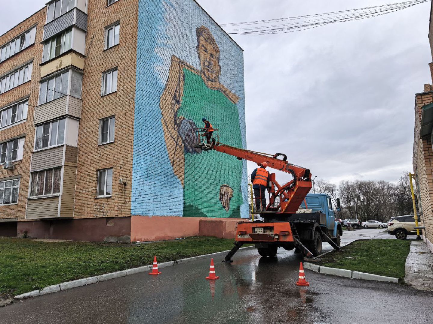 серебряные пруды, мурал чуйков, маршал чуйков,