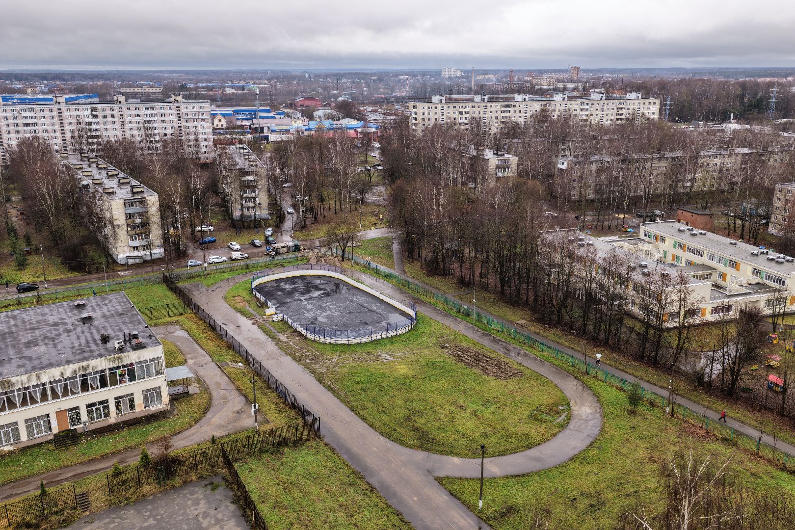 видео с коптера, стадион школы 4 в солнечногорске, ремонт стадиона,