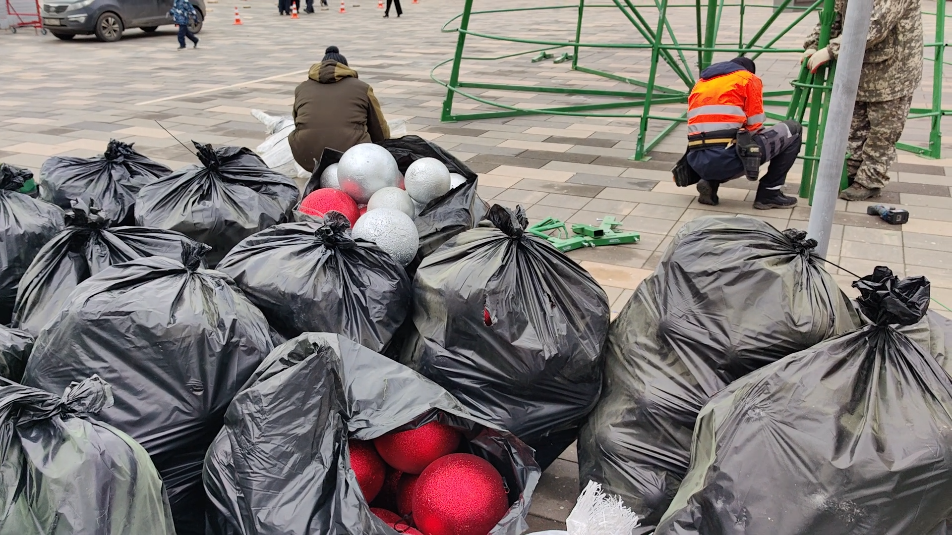 новый год, праздник нового года, елка во власихе, власиха новый год, украшение города к новому году,