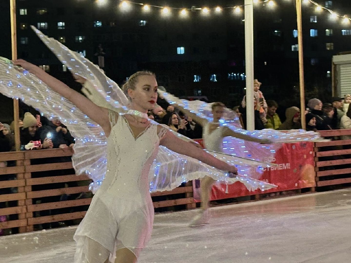 зима в подмосковье, ледовое шоу, фигуристы , ленинский городской округ, открытие катка,